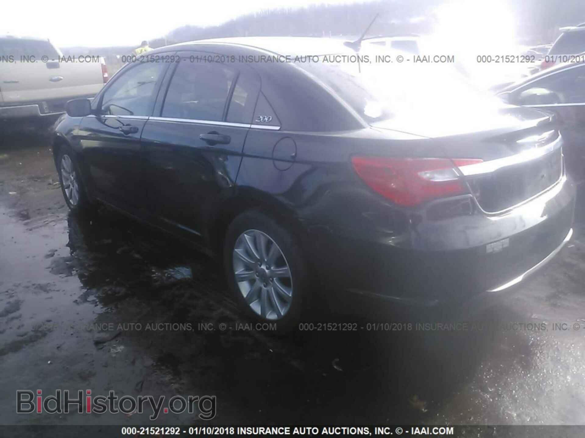 2013 Chrysler 200 - VIN: 1C3CCBBB7DN655493 - Photo 3