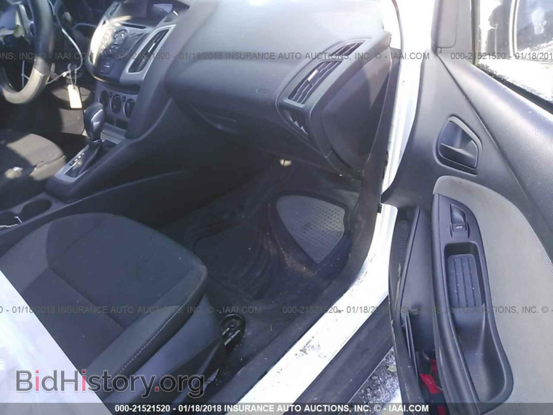 2012 Ford Focus - VIN: 1FAHP3F27CL258744 - Фото 5