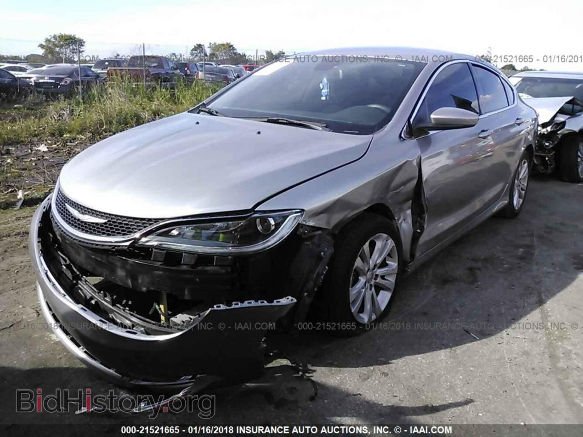 2015 Chrysler 200 - VIN: 1C3CCCAB0FN741593 - Photo 2