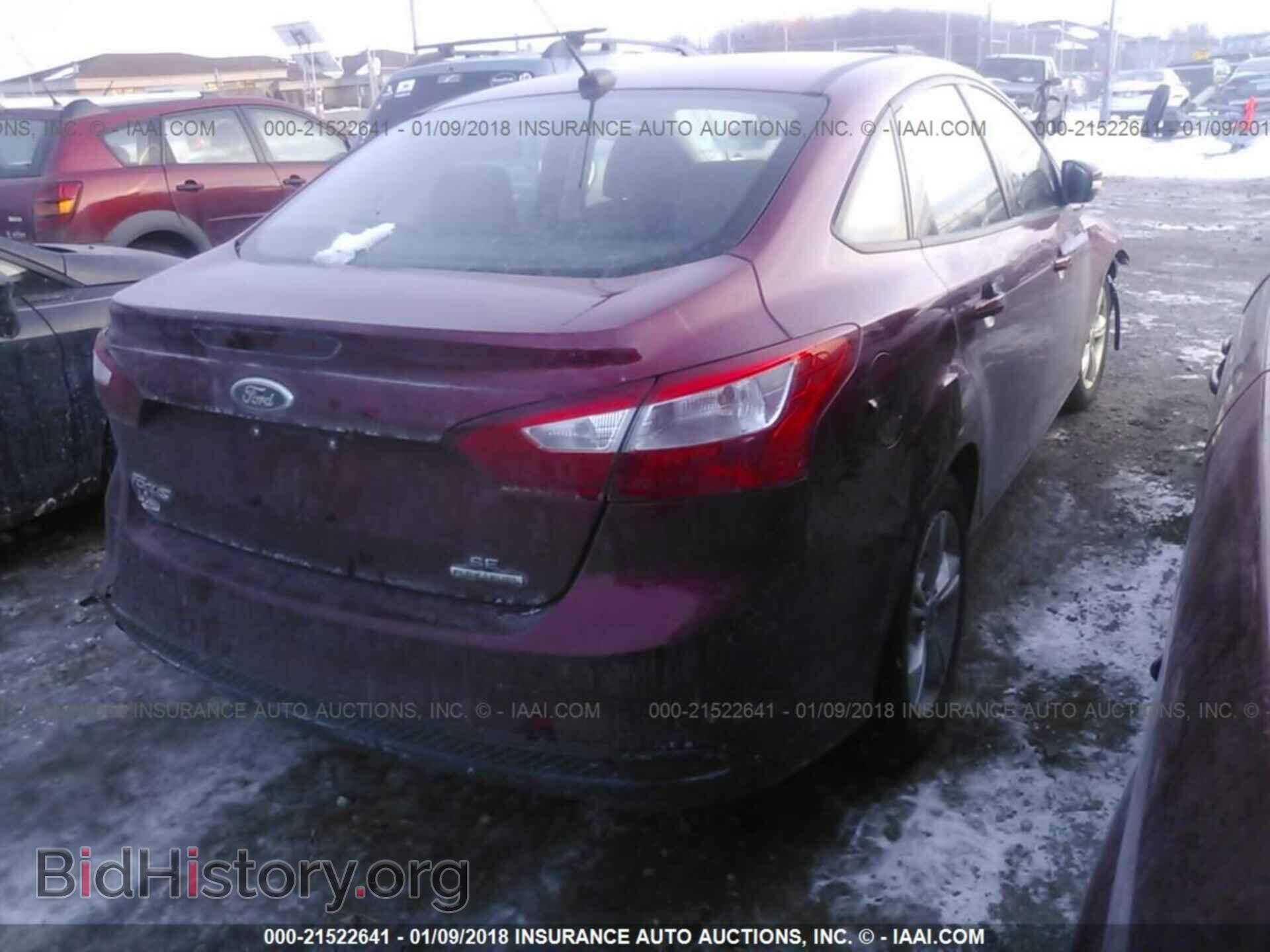 2014 Ford Focus - VIN: 1FADP3F29EL228226 - Photo 4