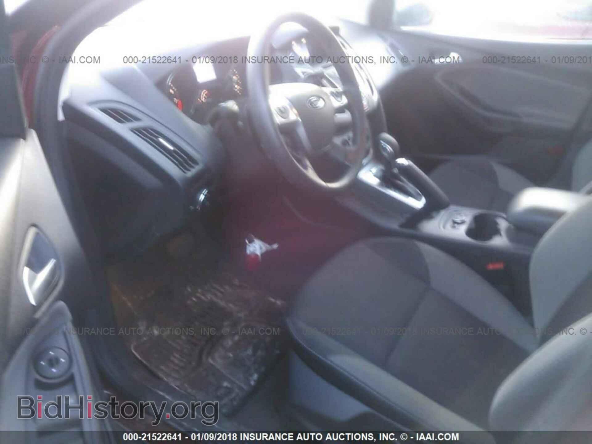 2014 Ford Focus - VIN: 1FADP3F29EL228226 - Photo 5