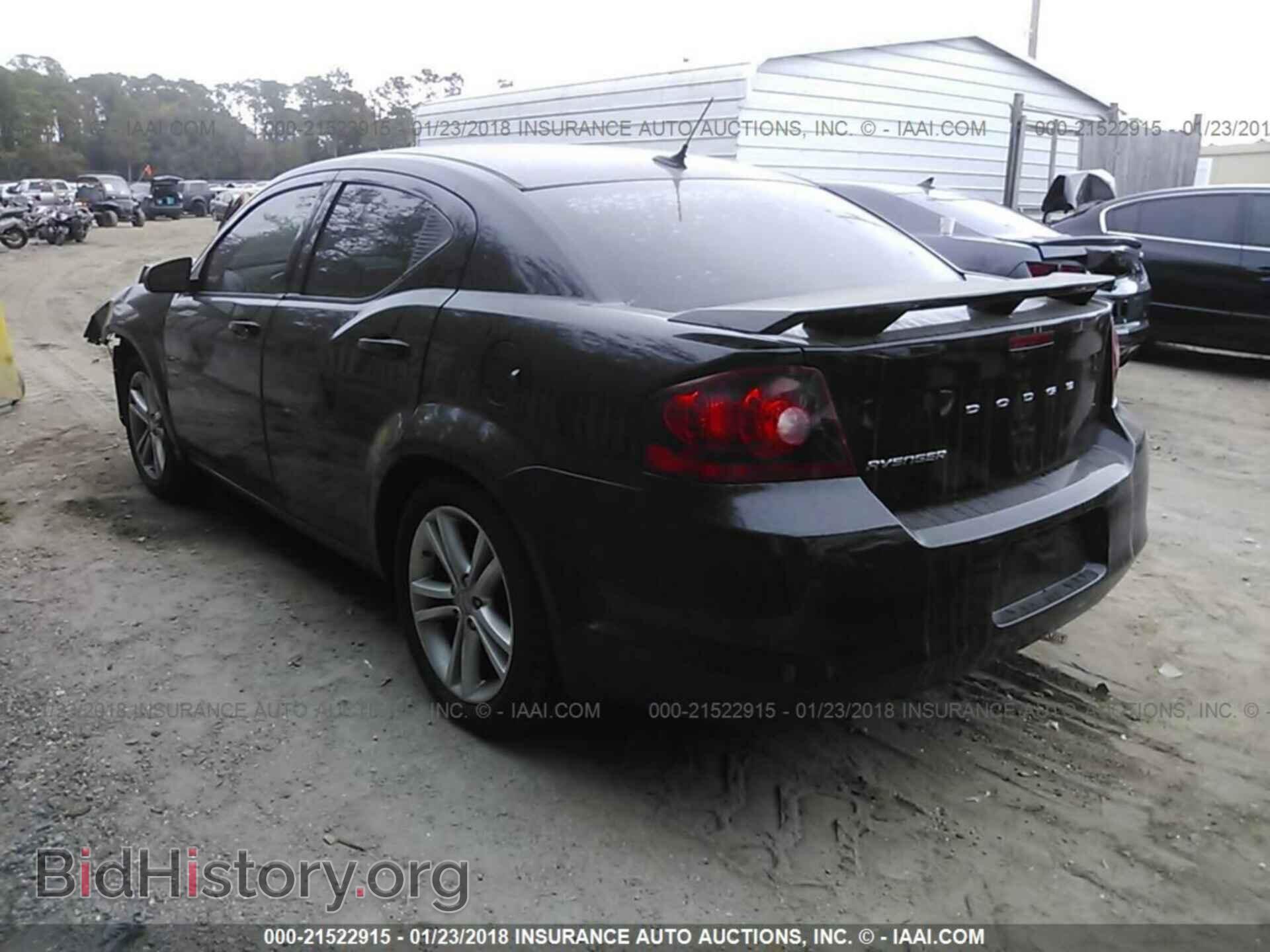 2013 Dodge Avenger - VIN: 1C3CDZAG4DN586412 - Photo 3