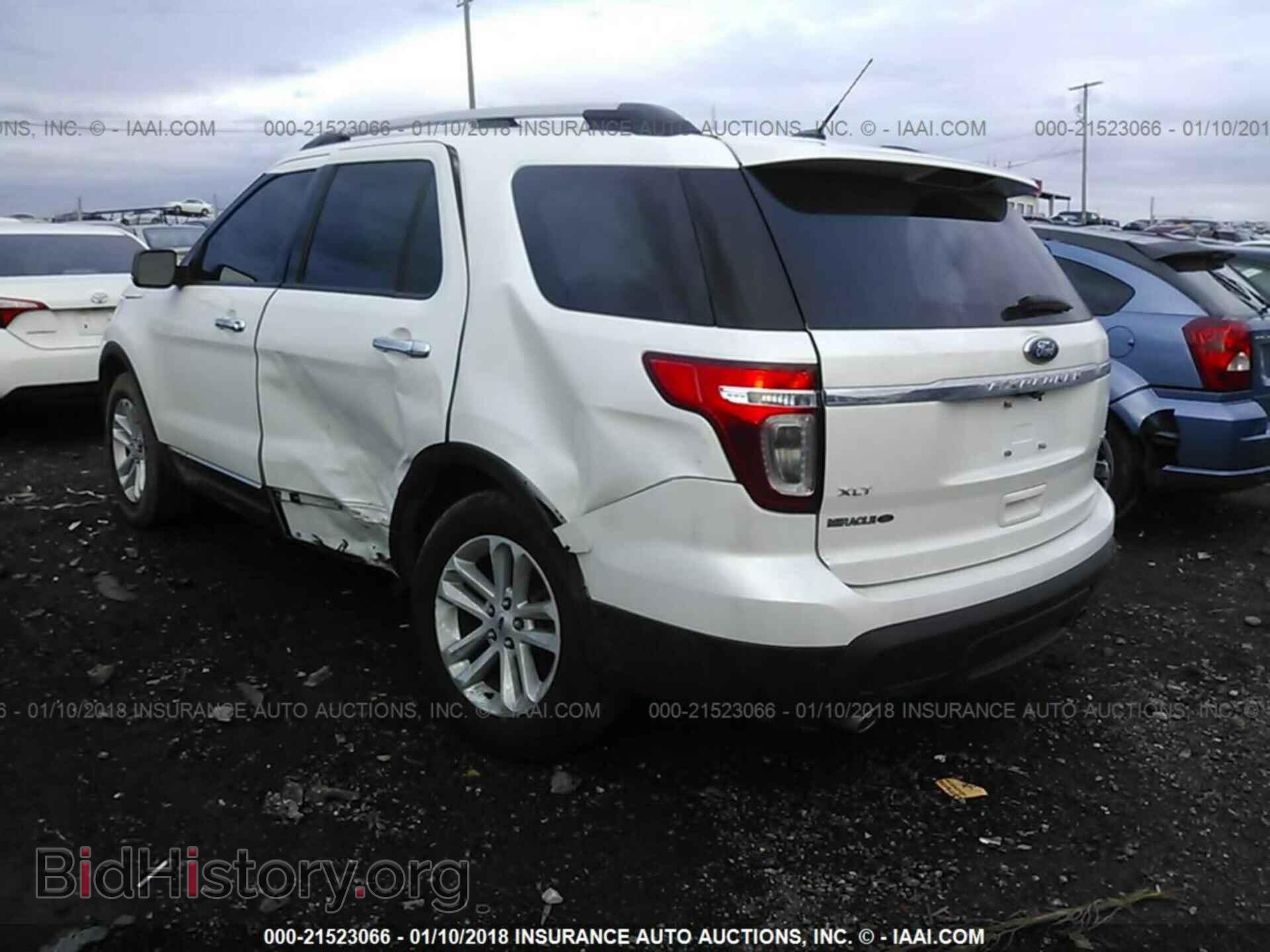2014 Ford Explorer - VIN: 1FM5K8D8XEGA02539 - Фото 3