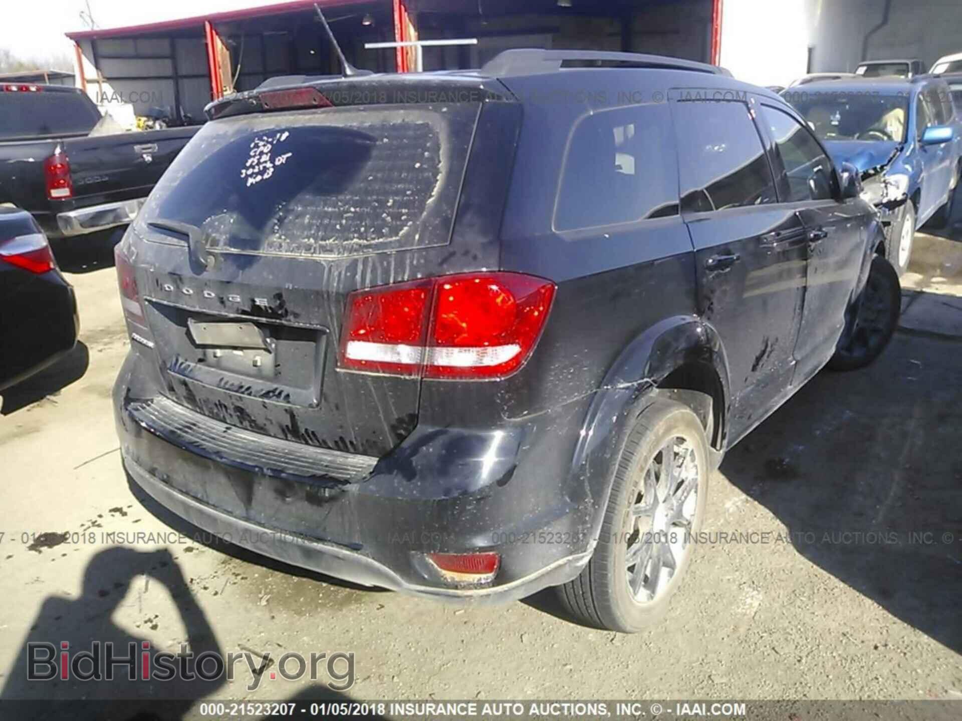 2017 Dodge Journey - VIN: 3C4PDCBB8HT599358 - Photo 4