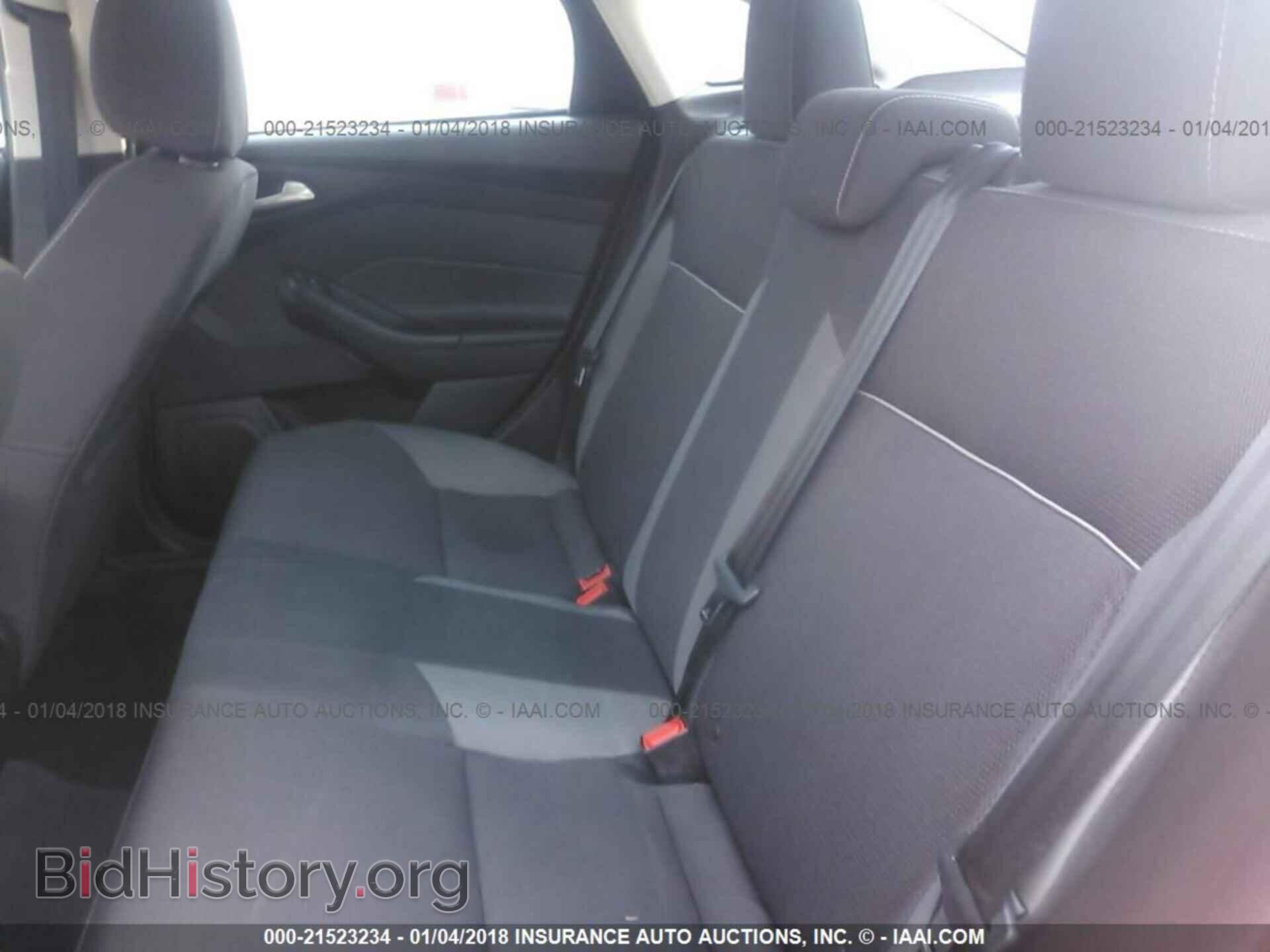 2014 Ford Focus - VIN: 1FADP3F23EL429992 - Photo 8