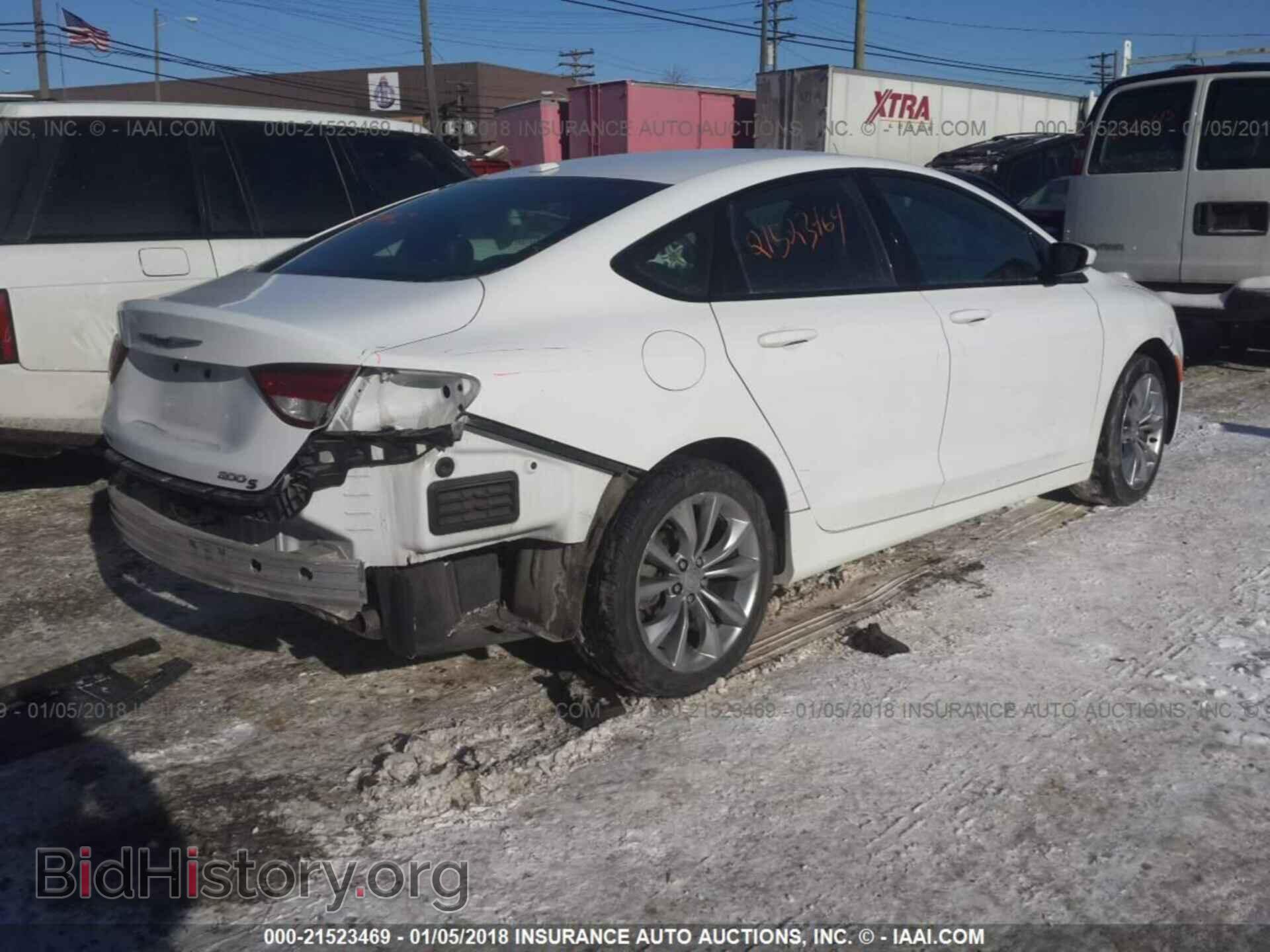2015 Chrysler 200 - VIN: 1C3CCCBB7FN743601 - Photo 4