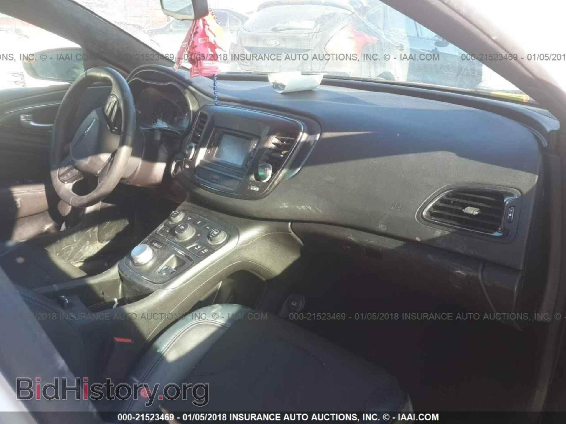 2015 Chrysler 200 - VIN: 1C3CCCBB7FN743601 - Photo 5