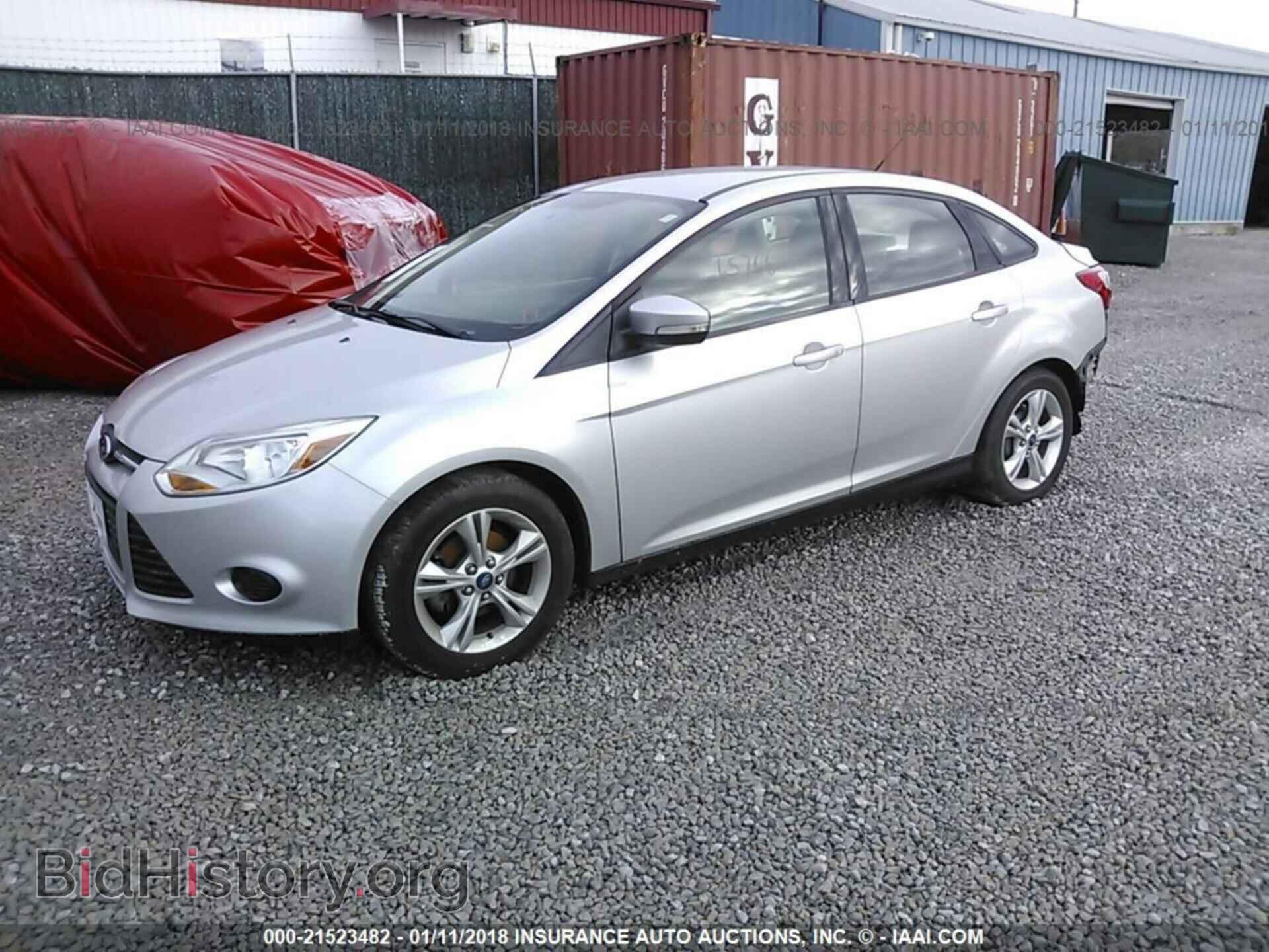 2013 Ford Focus - VIN: 1FADP3F26DL282615 - Photo 2
