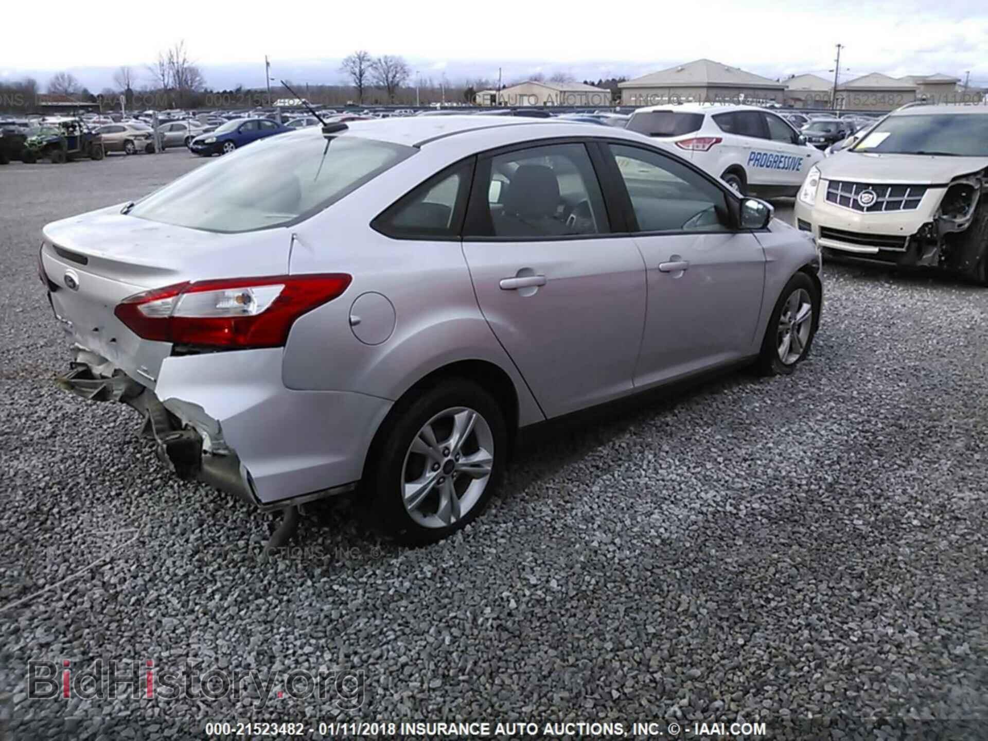 2013 Ford Focus - VIN: 1FADP3F26DL282615 - Photo 4