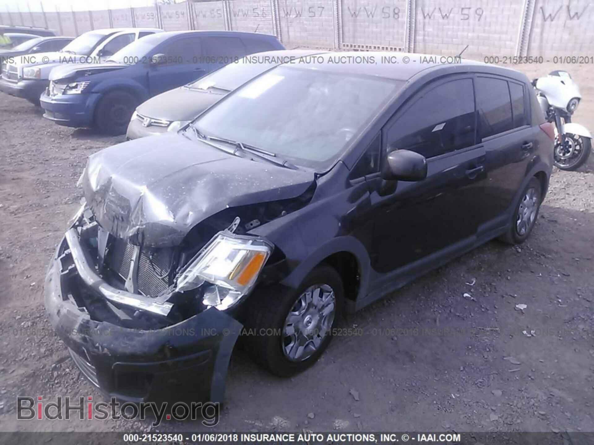 2011 Nissan Versa - VIN: 3N1BC1CP7BL367372 - Фото 2