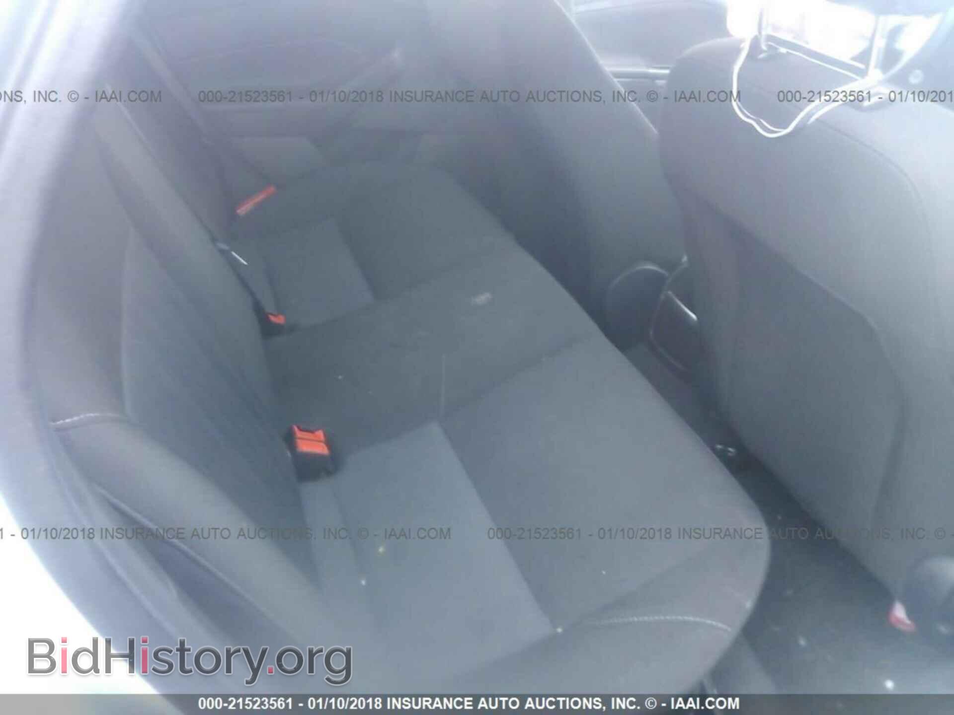 2015 Ford Focus - VIN: 1FADP3E25FL339942 - Photo 8