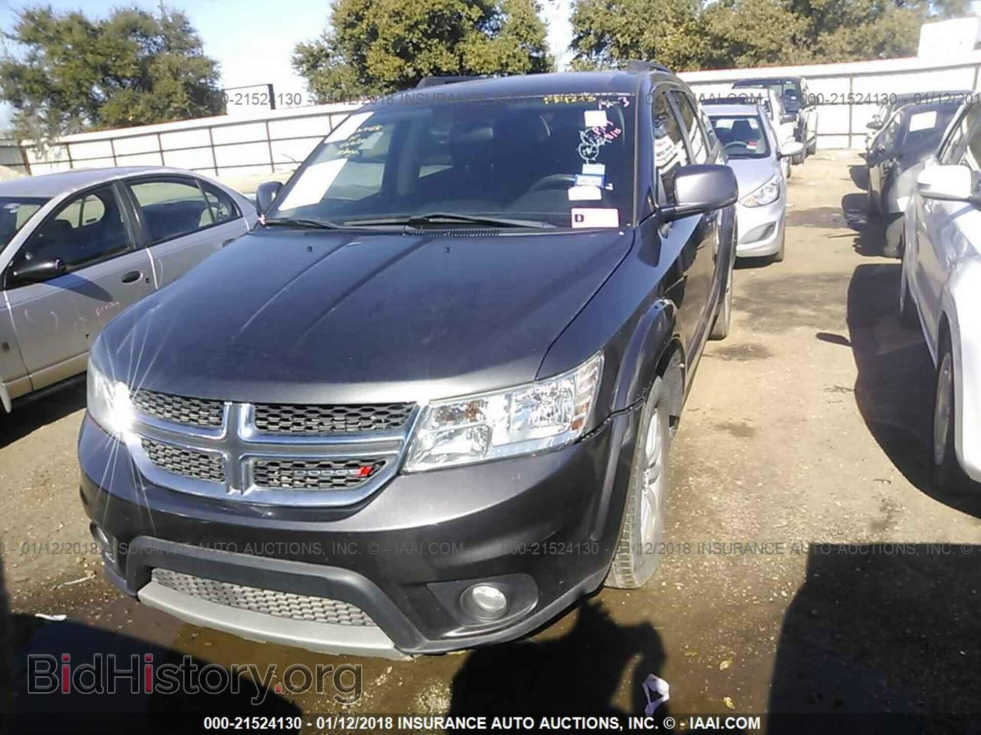 2016 Dodge Journey - VIN: 3C4PDCBG1GT100541 - Фото 2