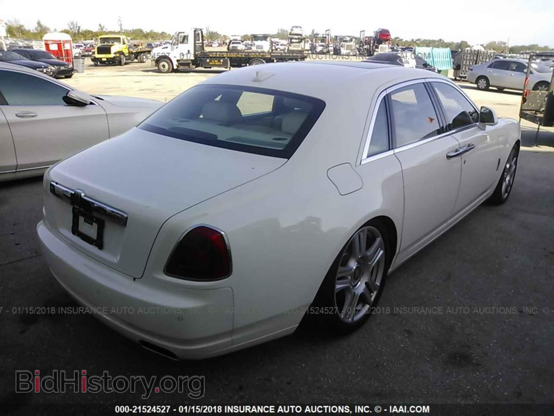 2015 Rolls-royce Ghost - VIN: SCA664S58FUX53180 - Photo 4