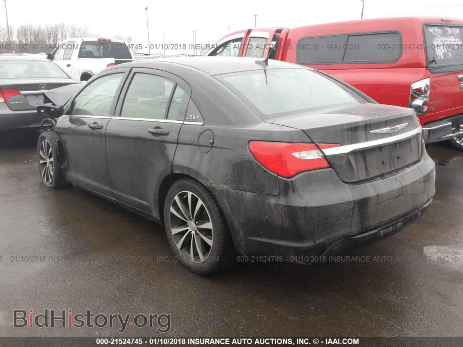 2012 Chrysler 200 - VIN: 1C3CCBBG3CN250211 - Фото 3