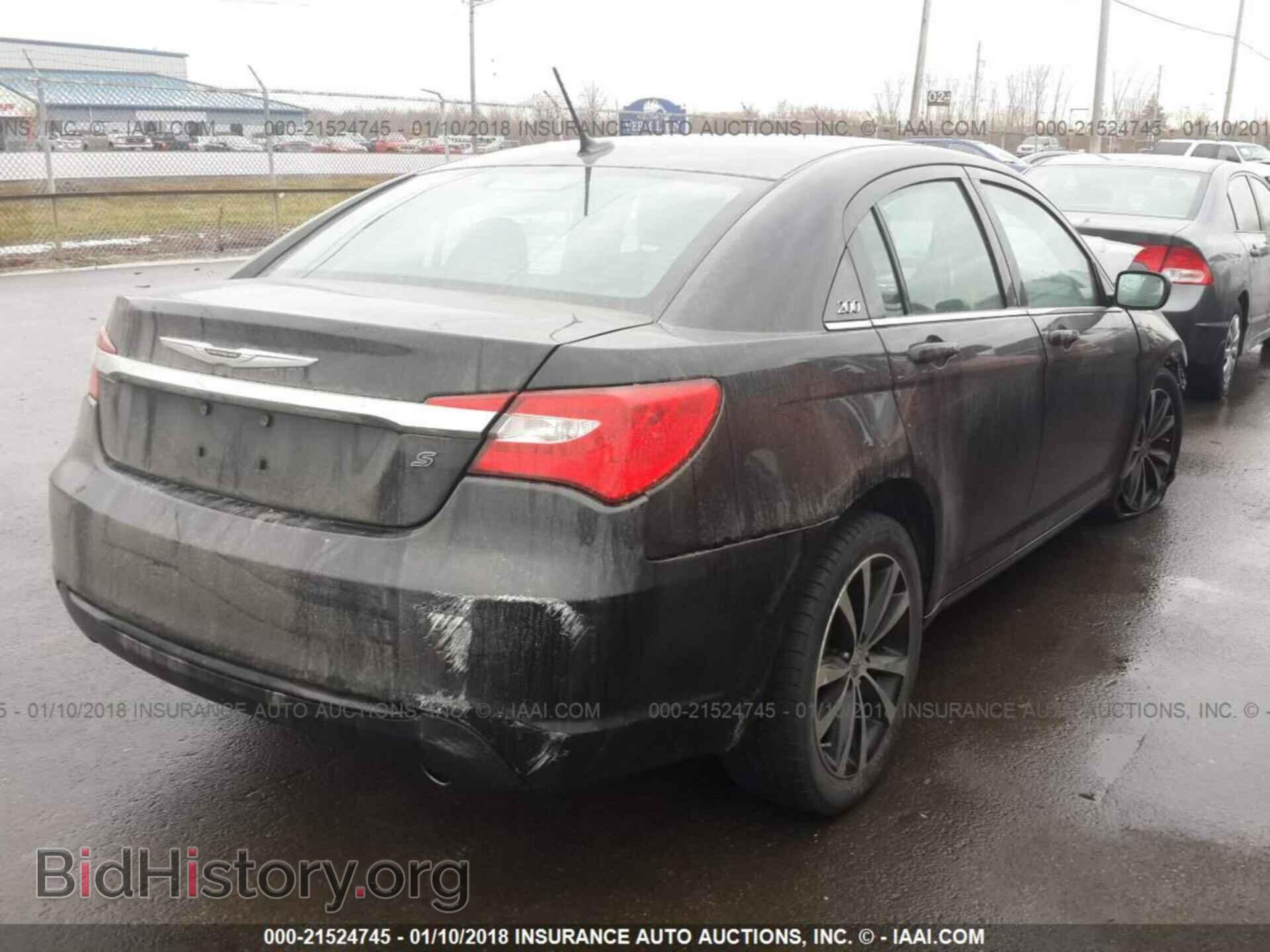2012 Chrysler 200 - VIN: 1C3CCBBG3CN250211 - Фото 4