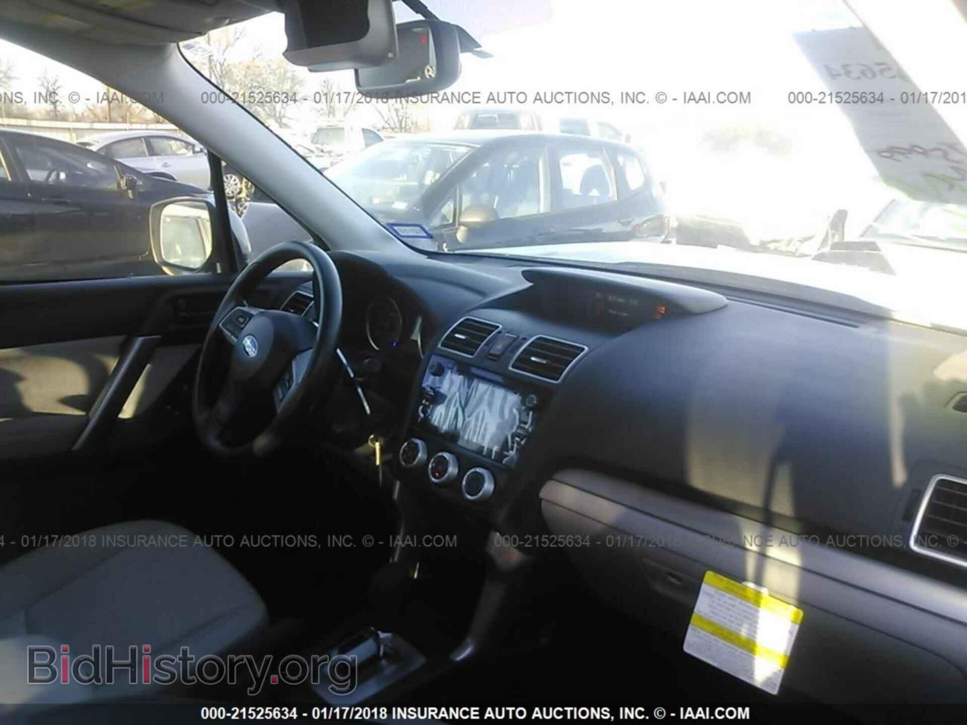 2016 Subaru Forester - VIN: JF2SJADC3GH417559 - Фото 5