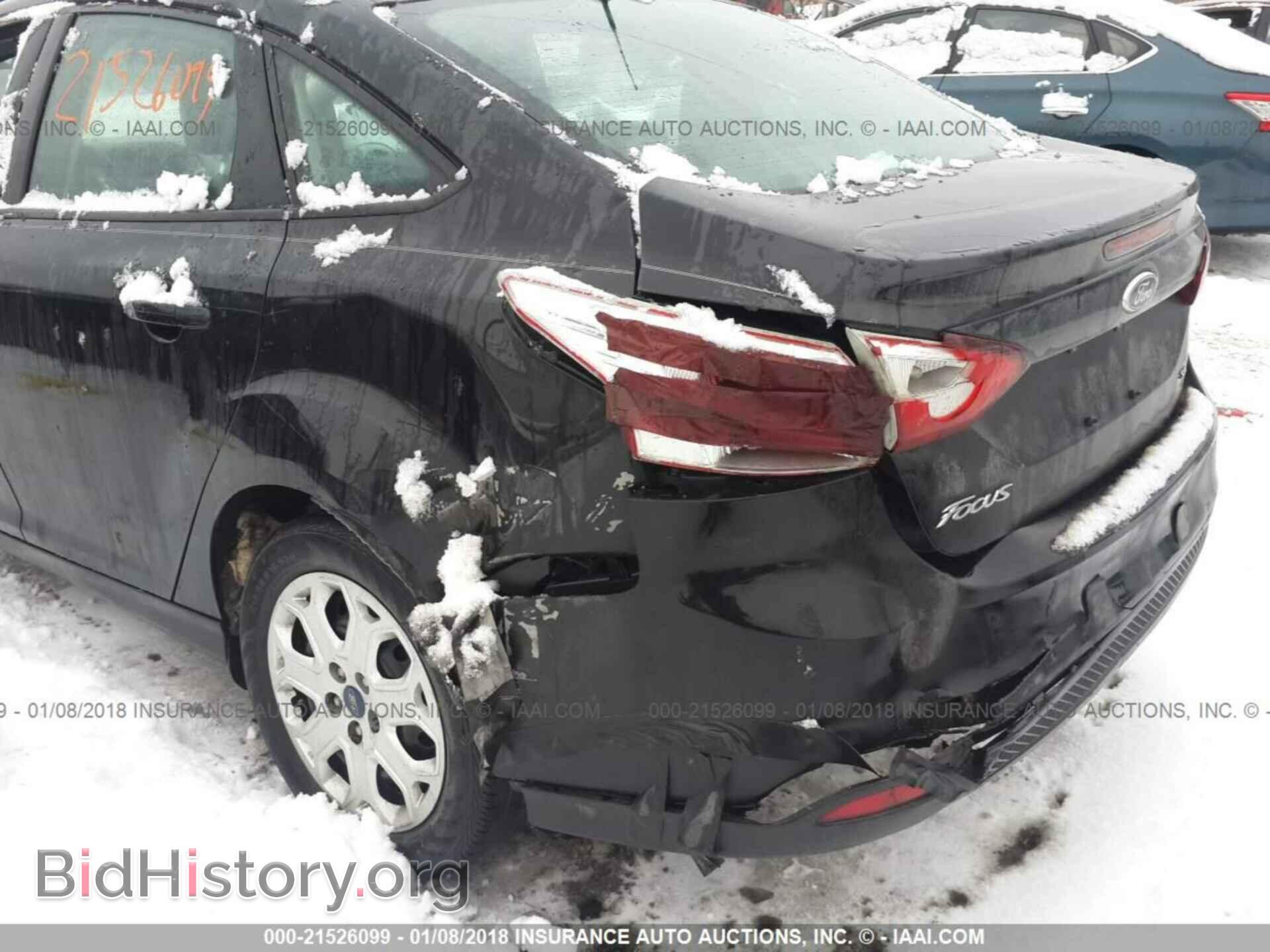 2012 Ford Focus - VIN: 1FAHP3F20CL304348 - Photo 6