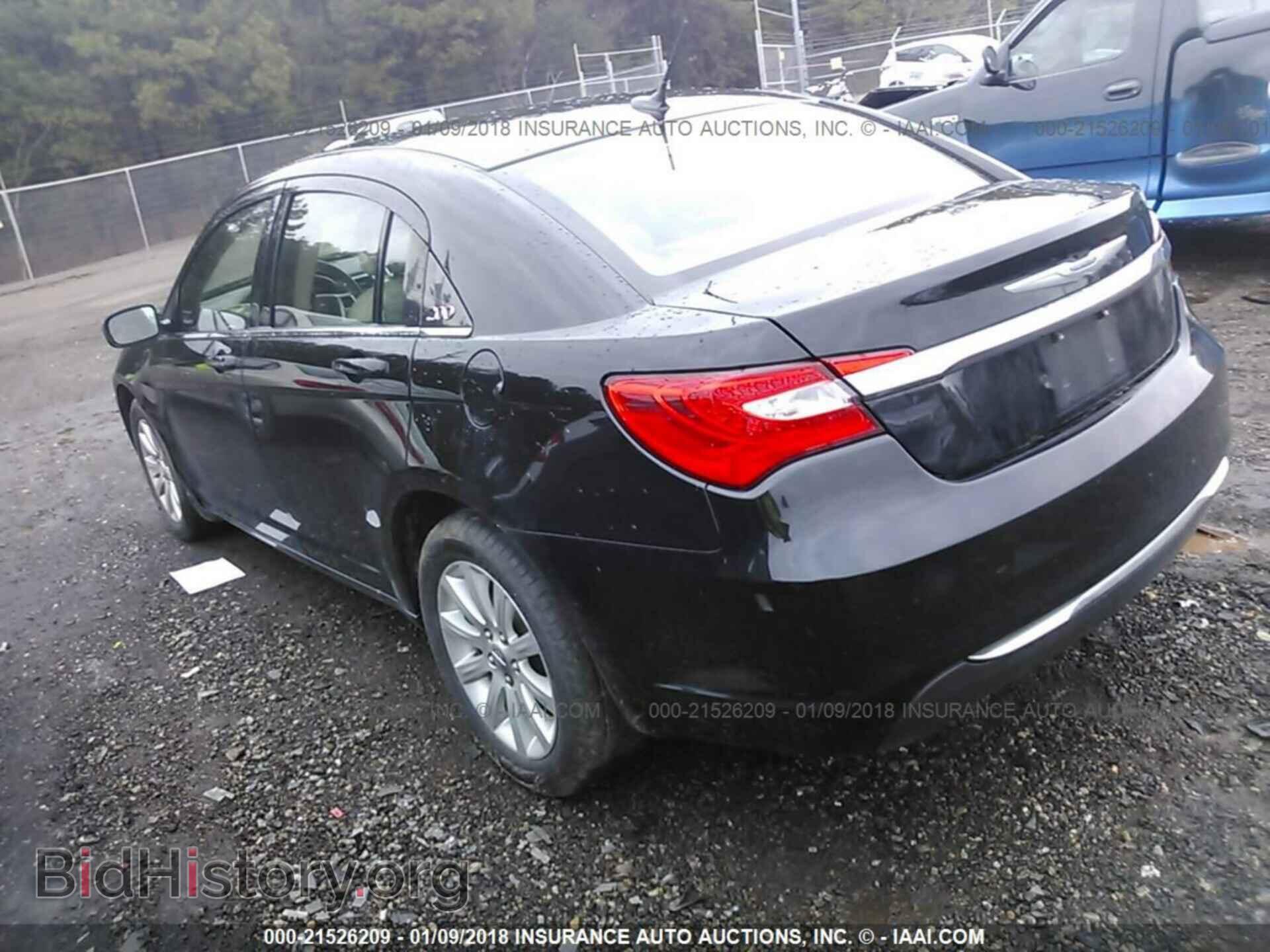 2013 Chrysler 200 - VIN: 1C3CCBBB5DN515247 - Фото 3