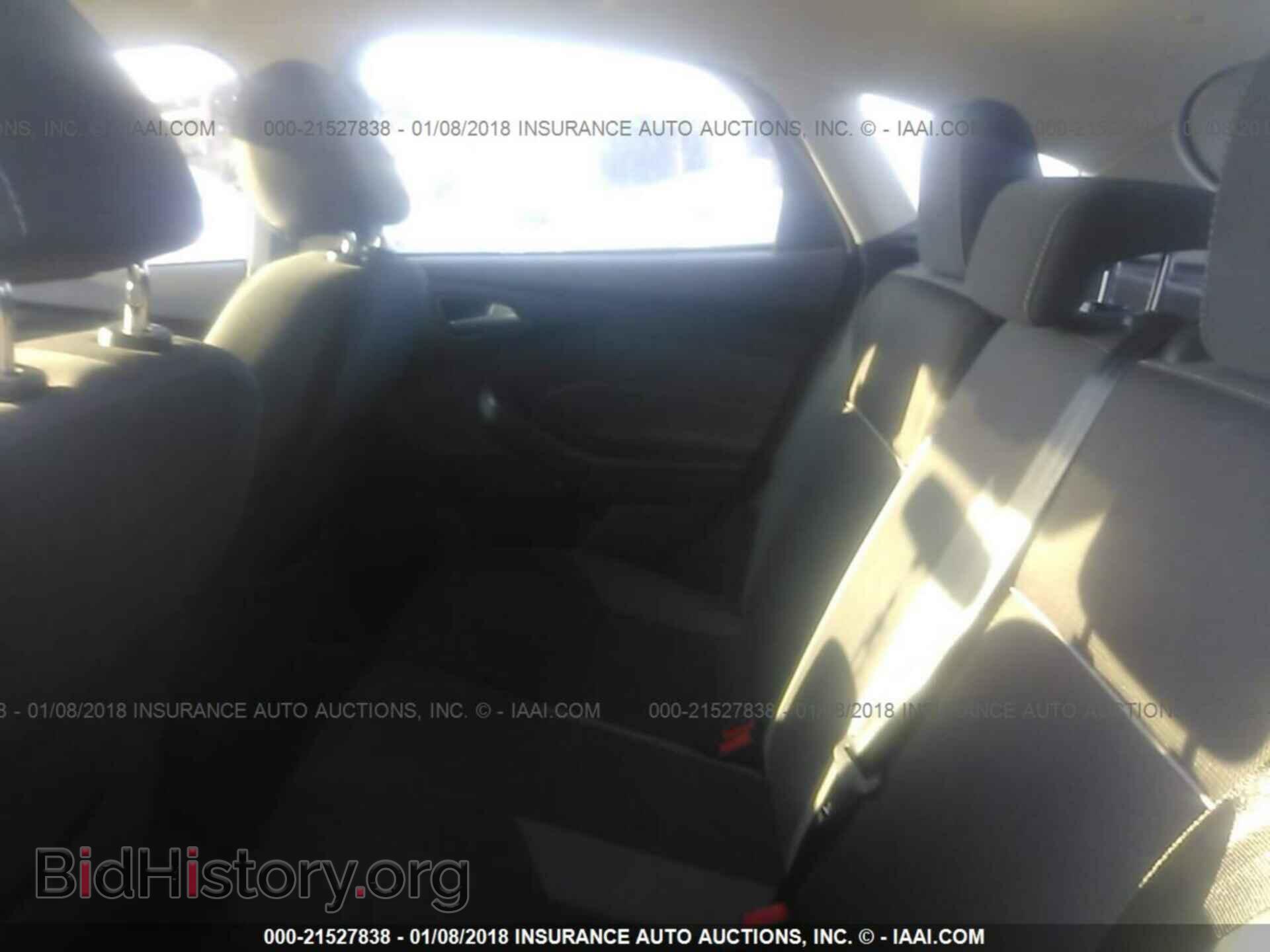 2014 Ford Focus - VIN: 1FADP3K26EL163566 - Photo 8