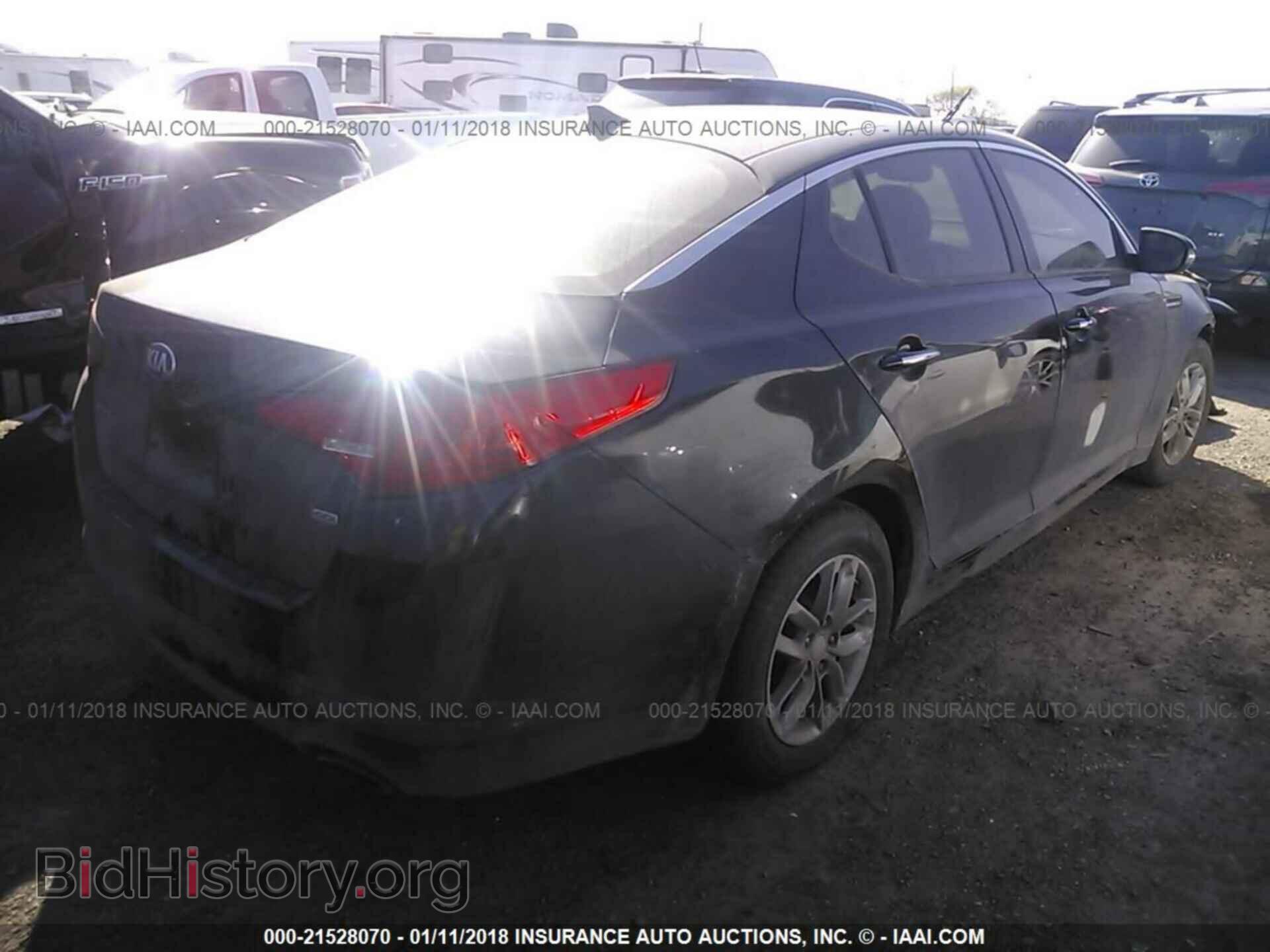 2013 Kia Optima - VIN: KNAGM4A72D5328323 - Photo 4