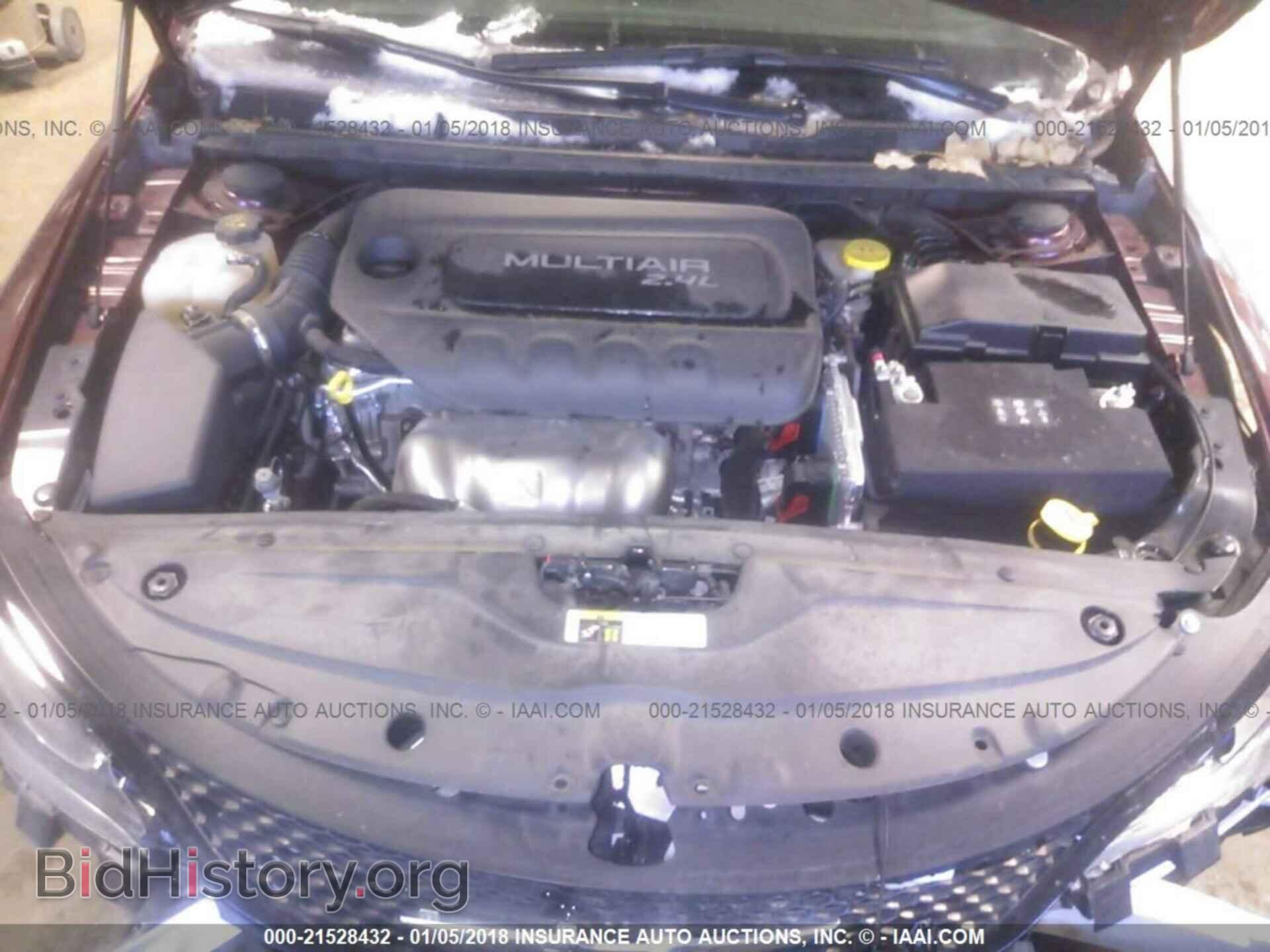2016 Chrysler 200 - VIN: 1C3CCCBB7GN192331 - Фото 10