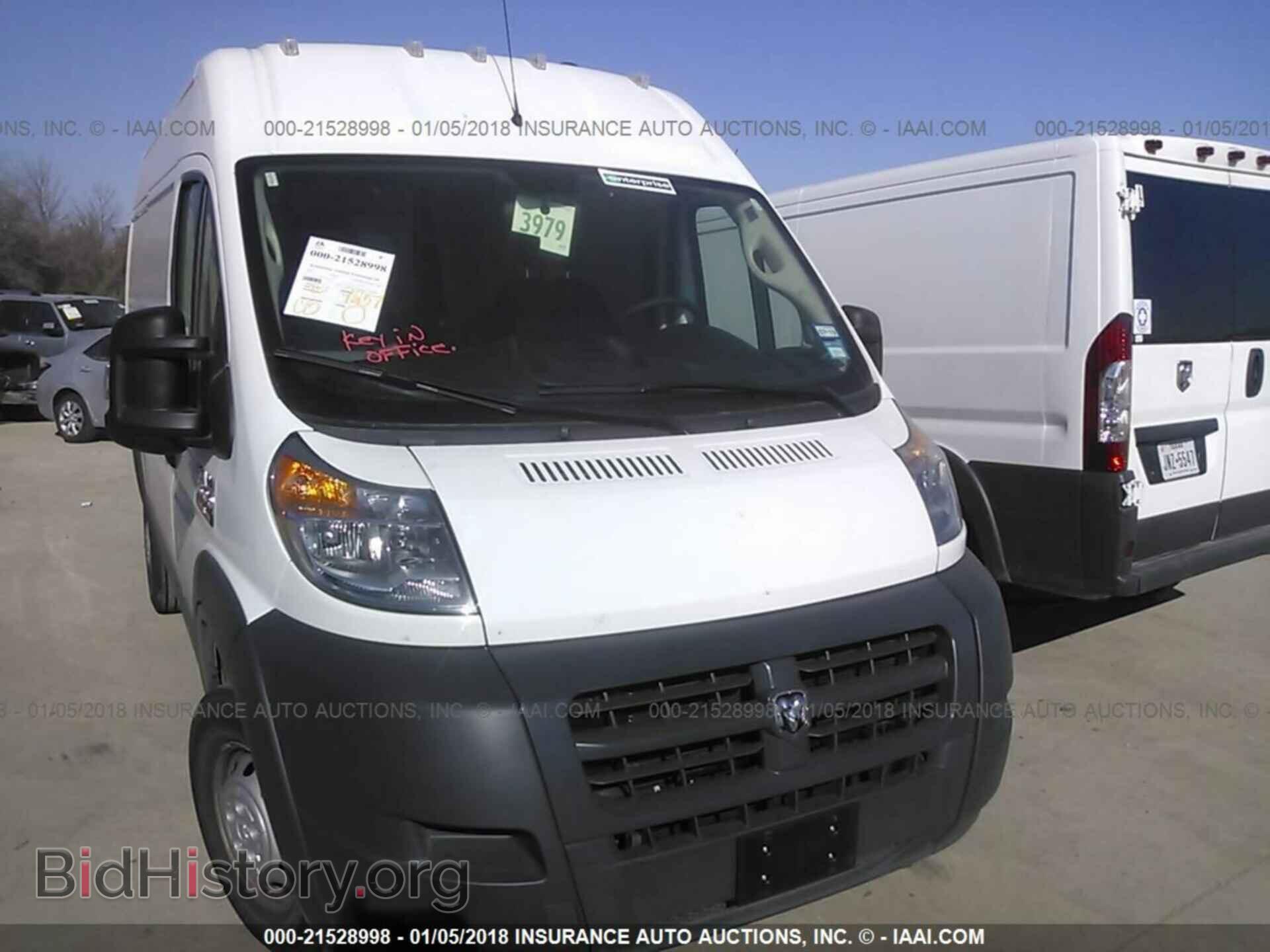 2018 Ram Promaster 1500 - VIN: 3C6TRVBG3JE102953 - Фото 6