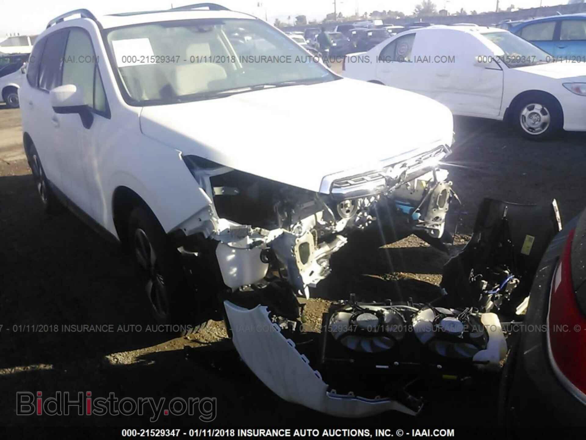 2017 Subaru Forester - VIN: JF2SJAGC8HH812205 - Photo 6