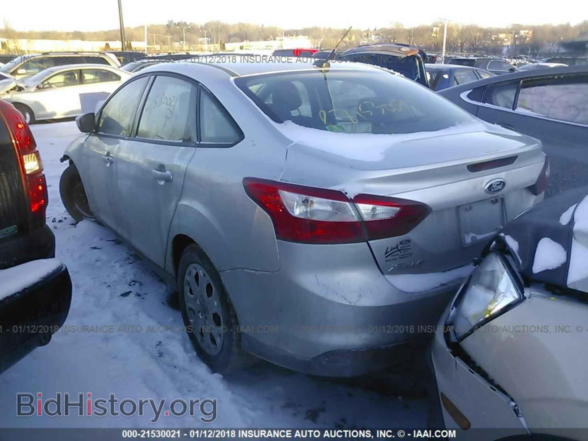 2012 Ford Focus - VIN: 1FAHP3F23CL217723 - Фото 3
