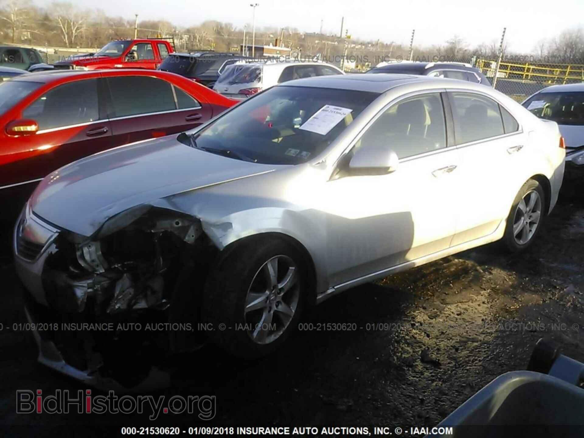 2011 Acura Tsx - VIN: JH4CU2F61BC016717 - Фото 2