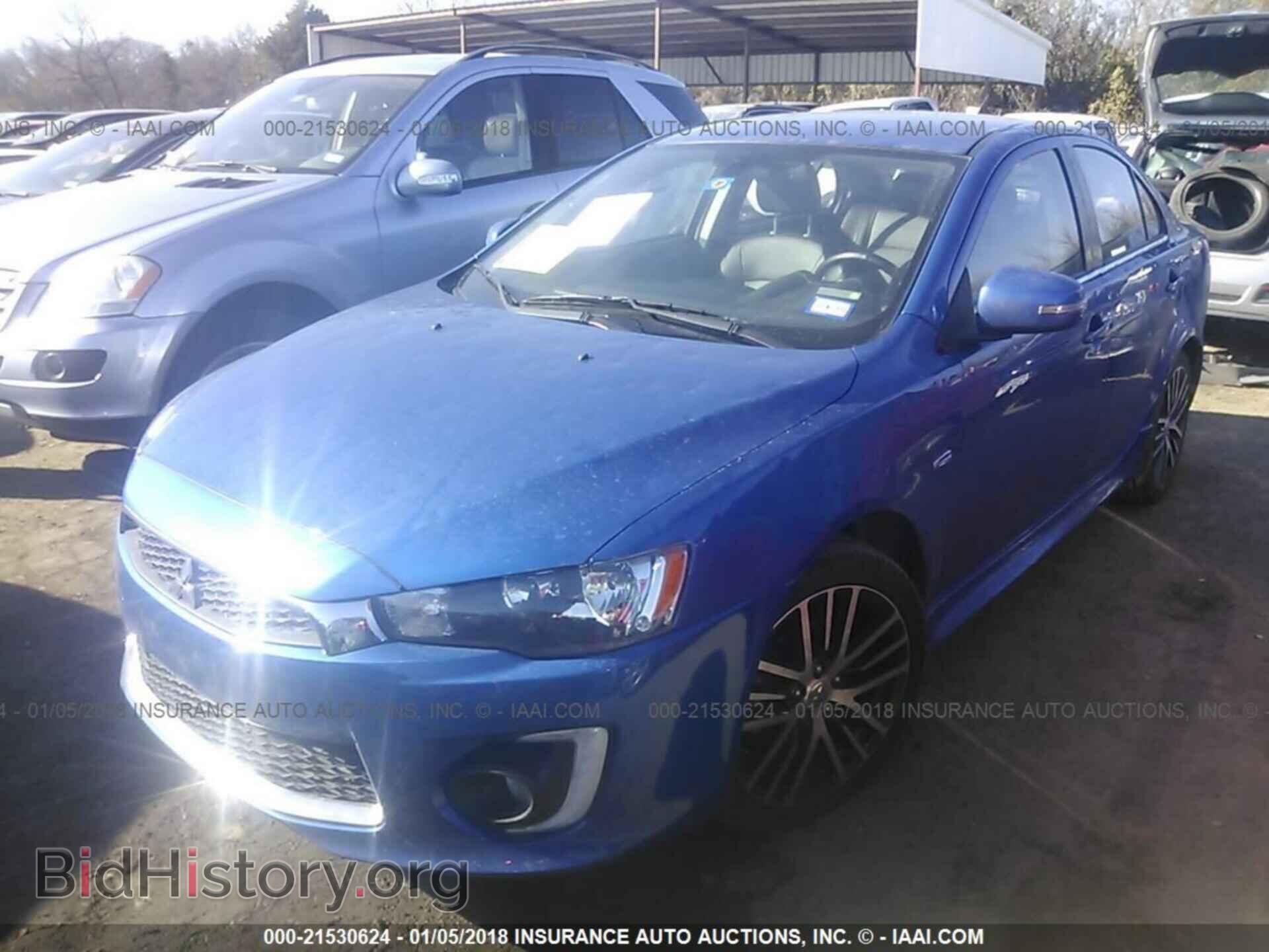 2017 Mitsubishi Lancer - VIN: JA32V2FW1HU003672 - Фото 2