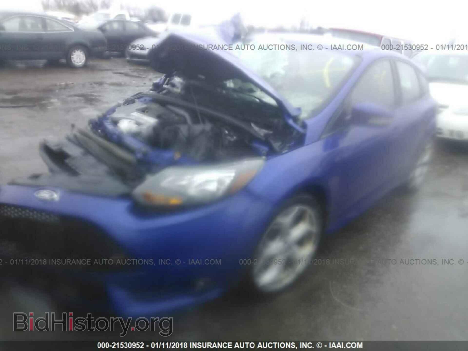 2014 Ford Focus - VIN: 1FADP3L94EL292949 - Photo 2