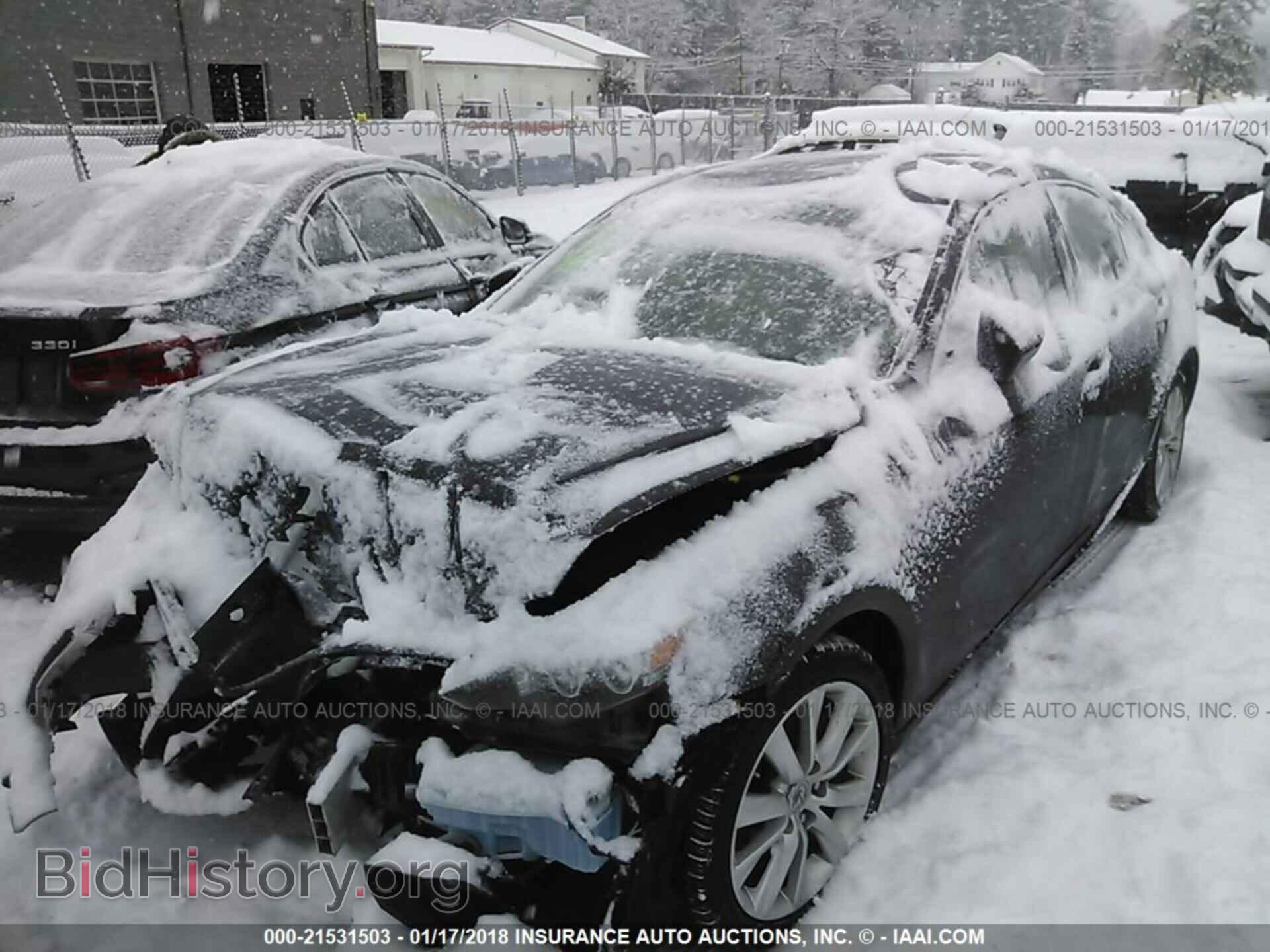 2015 Lexus Is - VIN: JTHCF1D28F5019645 - Фото 2