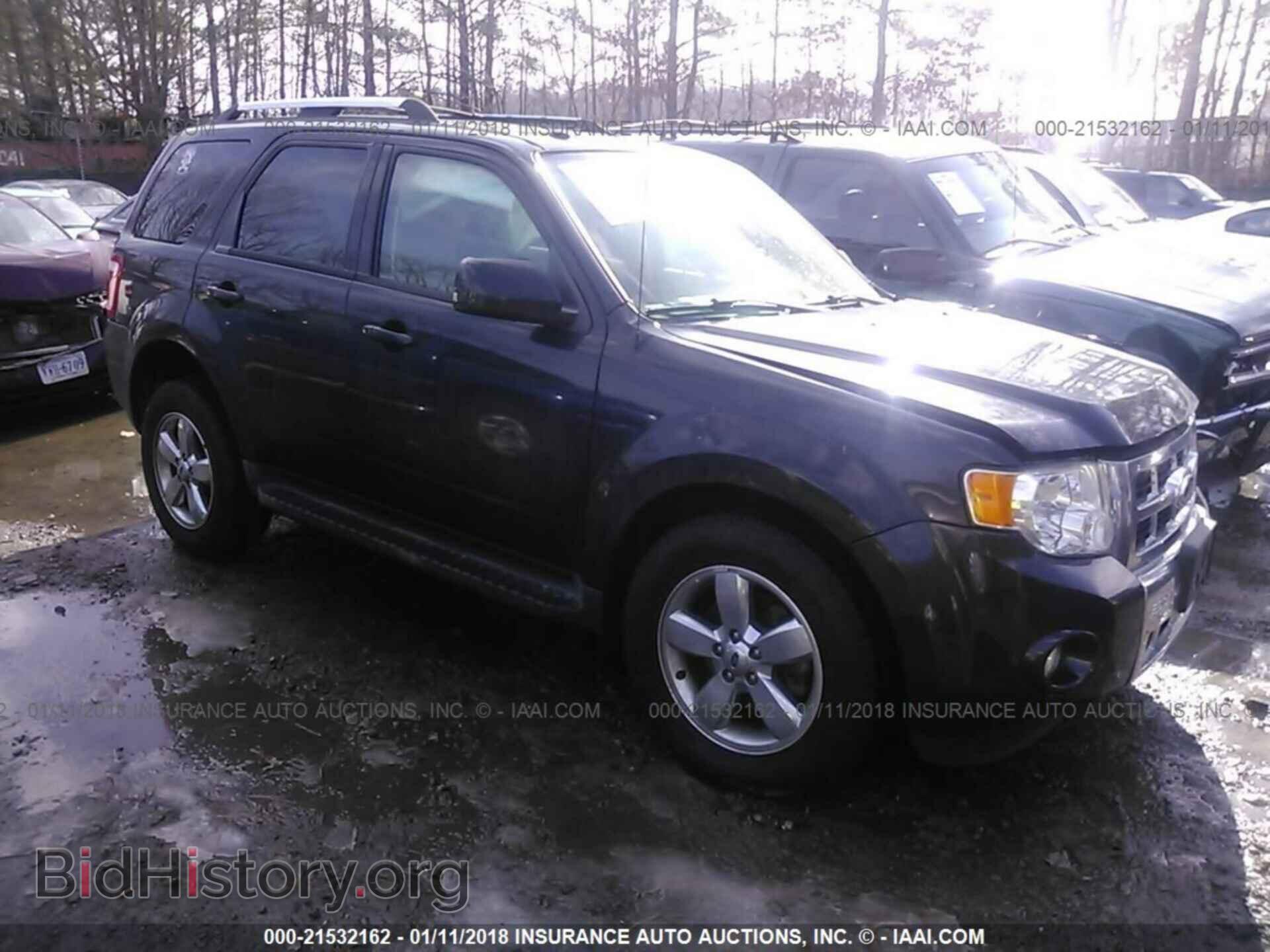 Photo 1FMCU0E78BKC36406 - Ford Escape 2011