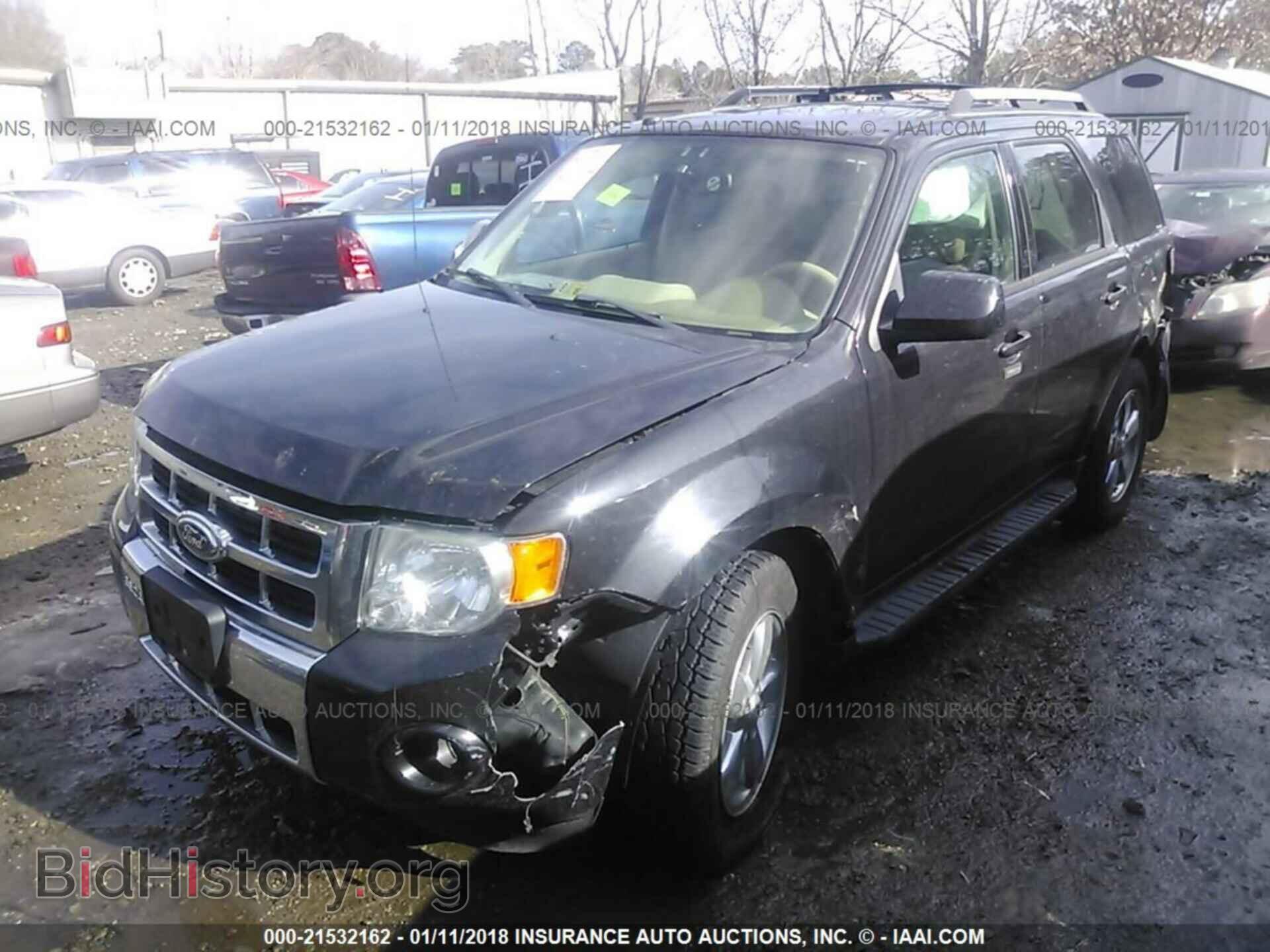 2011 Ford Escape - VIN: 1FMCU0E78BKC36406 - Photo 2