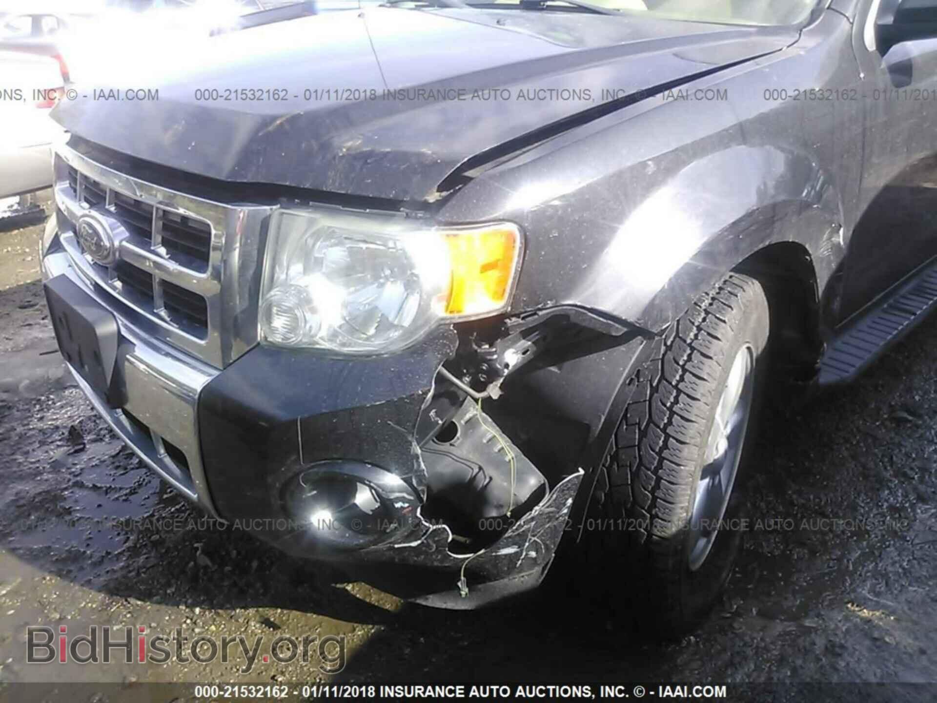 2011 Ford Escape - VIN: 1FMCU0E78BKC36406 - Photo 6