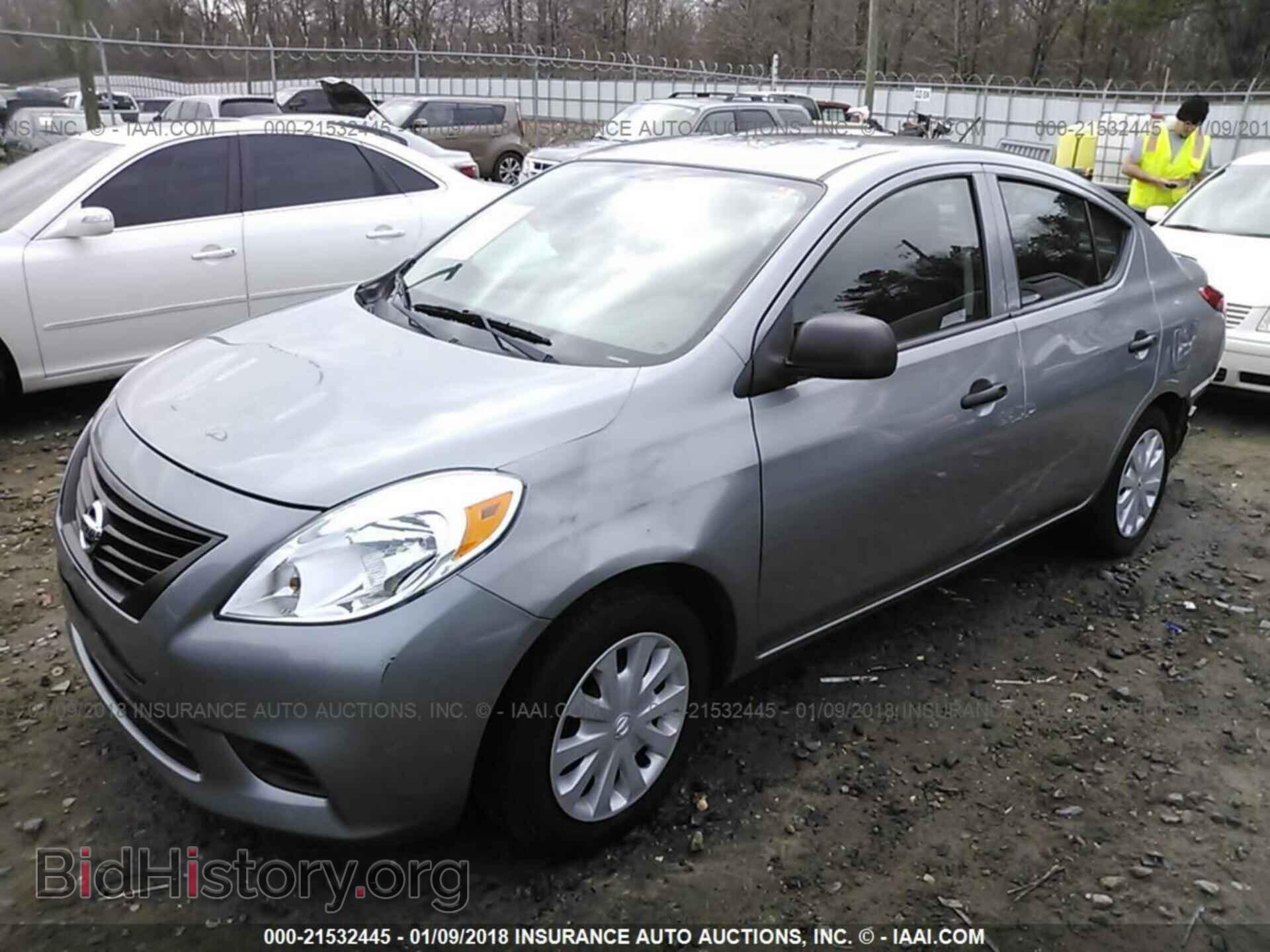 2014 Nissan Versa - VIN: 3N1CN7AP1EL869822 - Photo 2