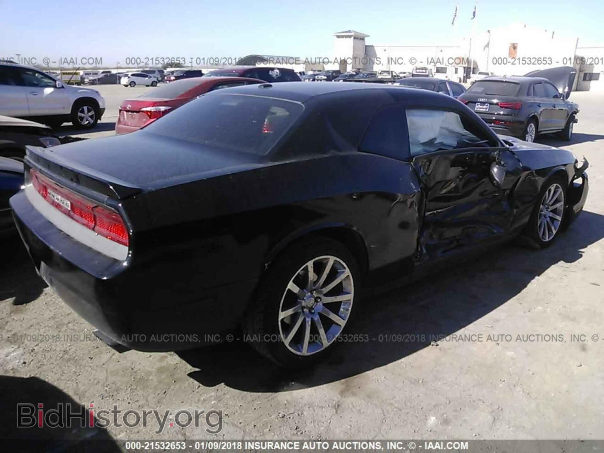 2012 Dodge Challenger - VIN: 2C3CDYBT5CH149838 - Photo 4