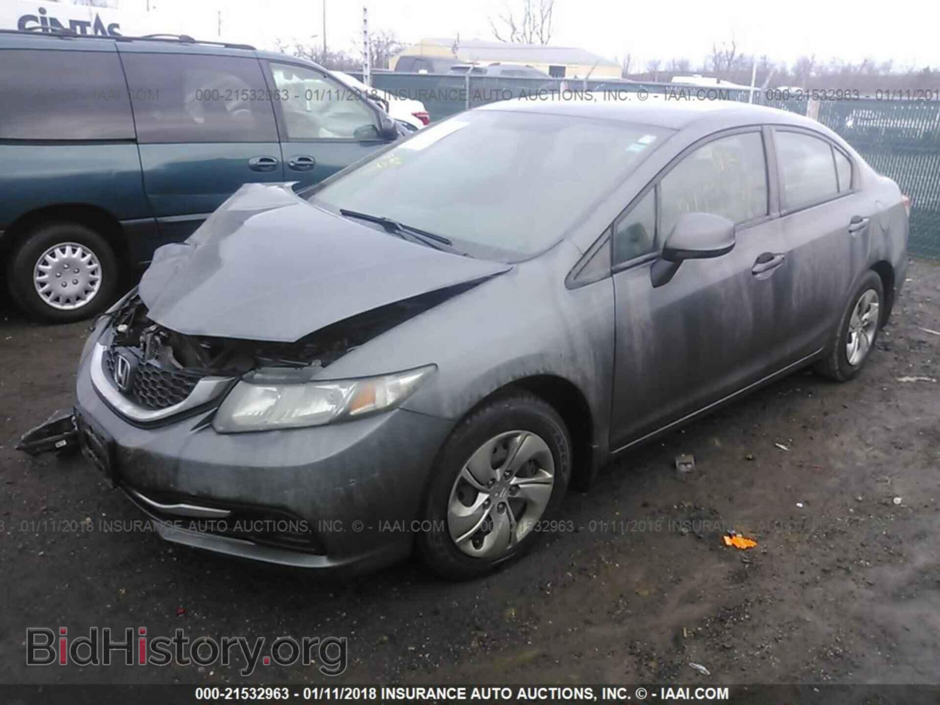 2013 Honda Civic - VIN: 19XFB2F51DE054049 - Фото 2