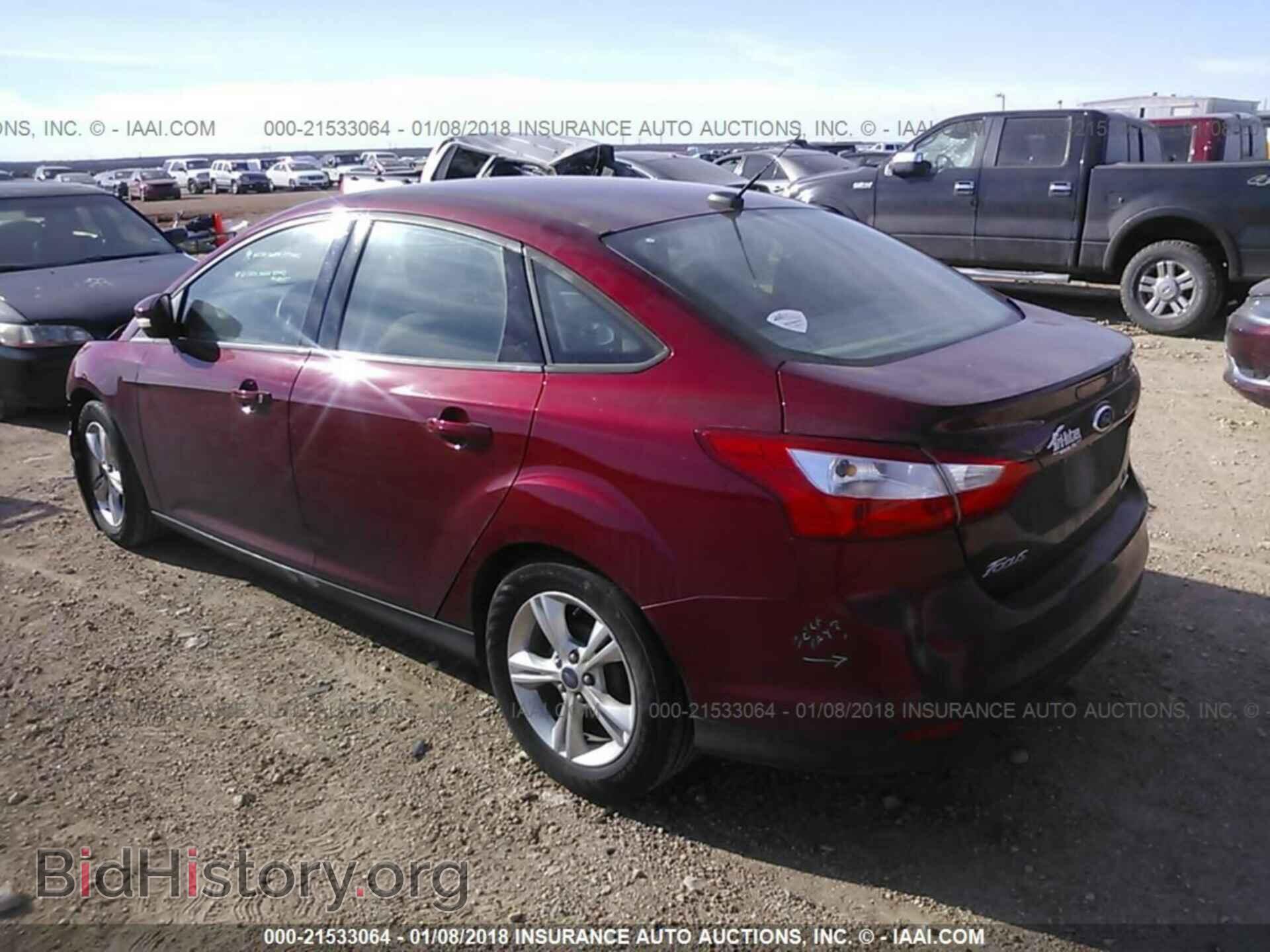 2014 Ford Focus - VIN: 1FADP3F27EL183884 - Photo 3