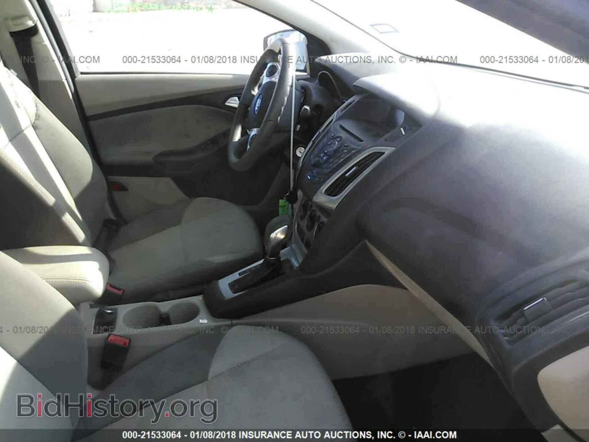 2014 Ford Focus - VIN: 1FADP3F27EL183884 - Photo 5