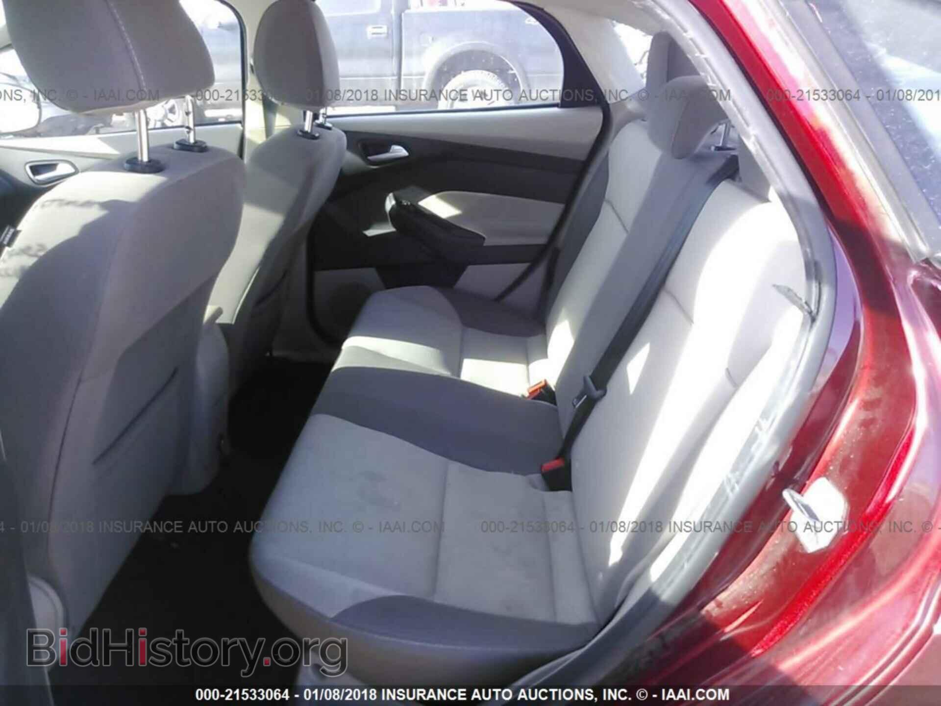 2014 Ford Focus - VIN: 1FADP3F27EL183884 - Photo 8