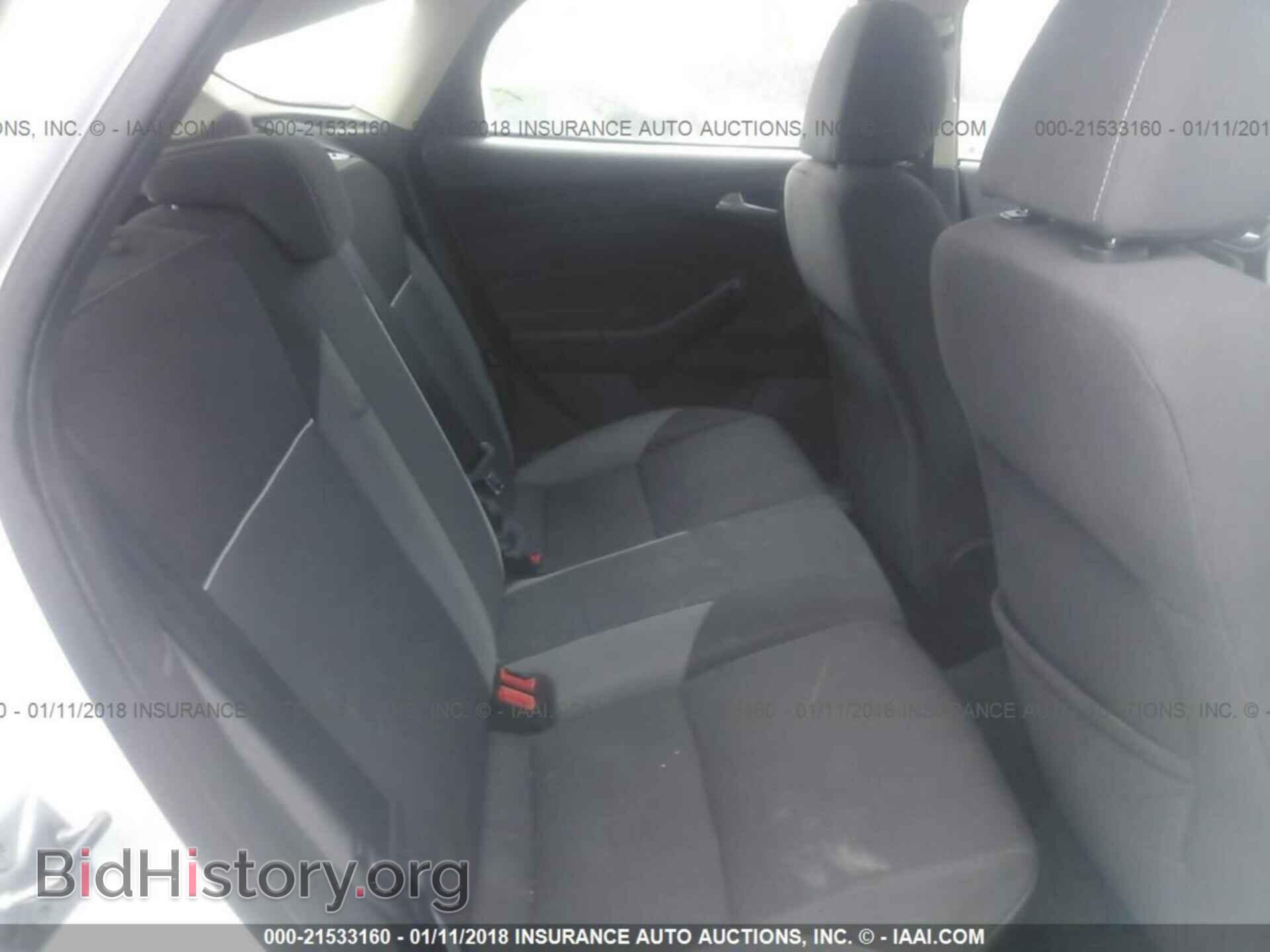 2012 Ford Focus - VIN: 1FAHP3K29CL449121 - Photo 8