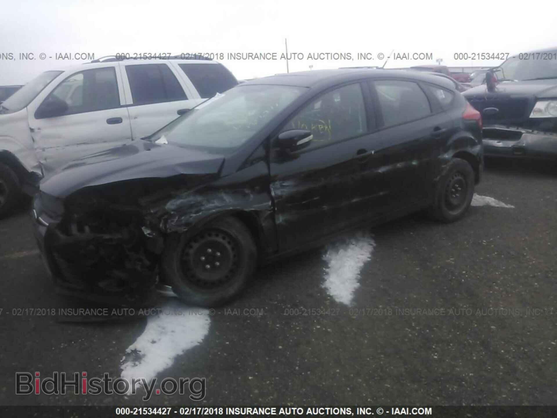 2012 Ford Focus - VIN: 1FAHP3K29CL321185 - Photo 2