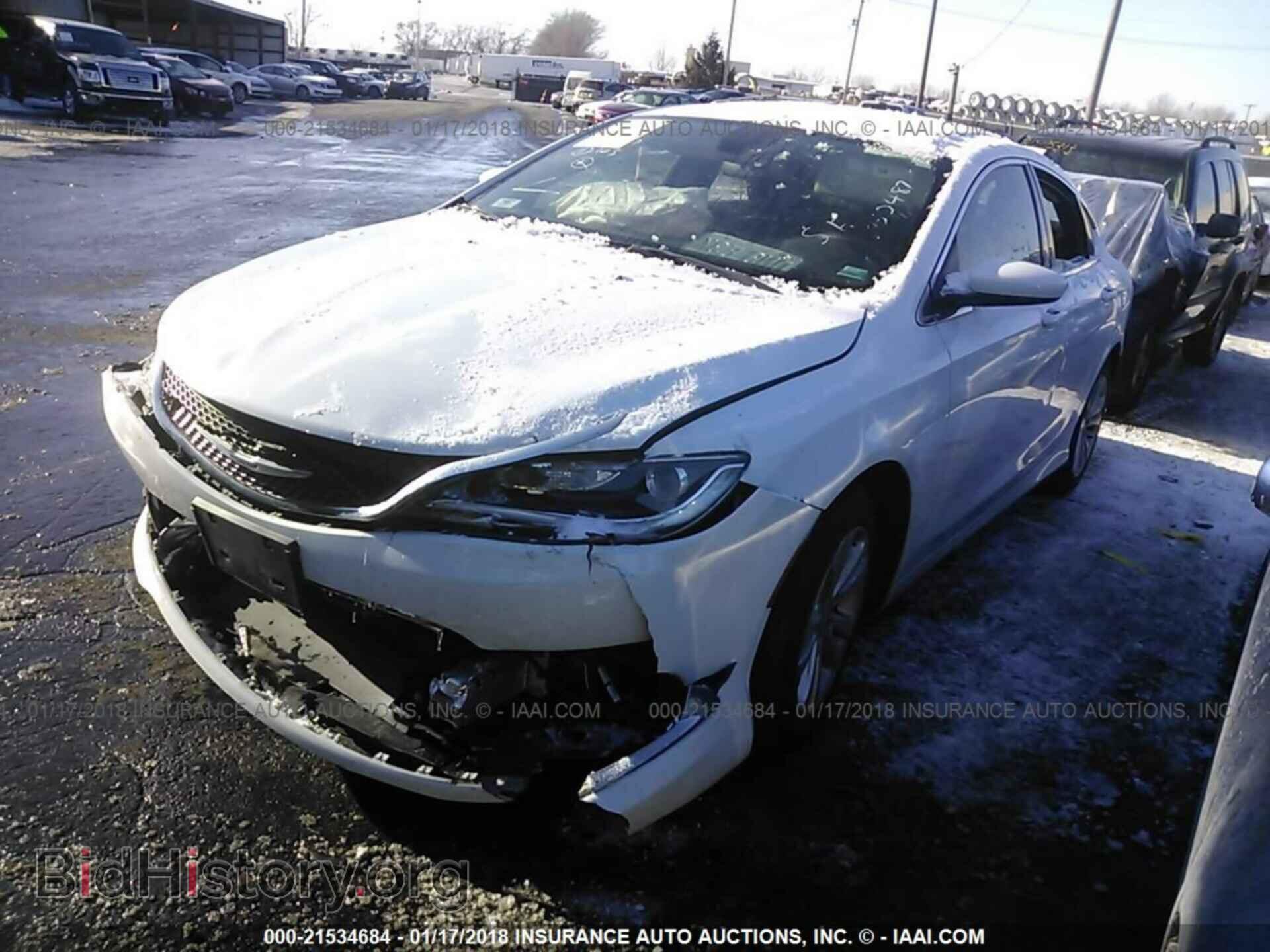 2015 Chrysler 200 - VIN: 1C3CCCAB2FN750487 - Фото 2