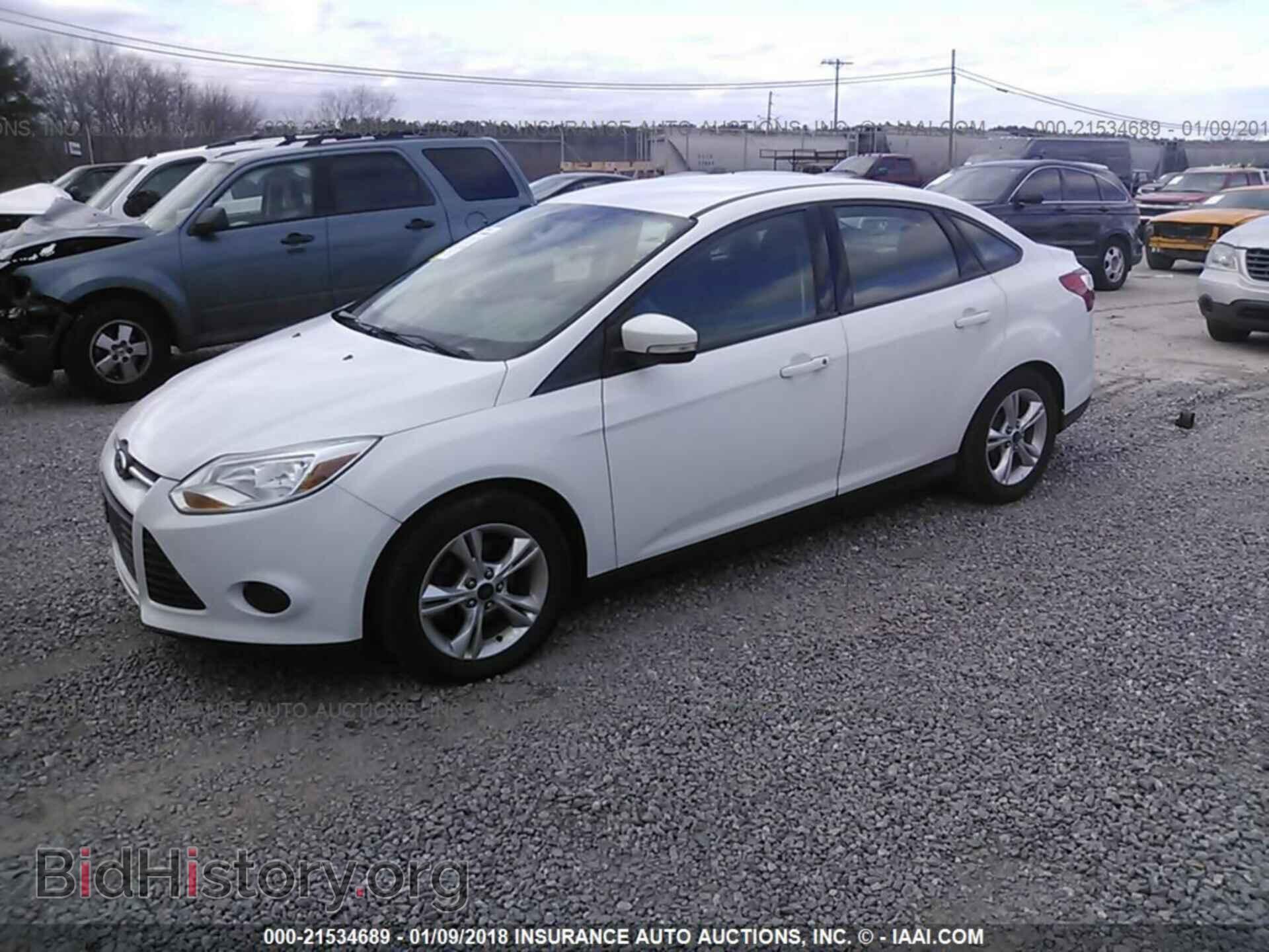 2014 Ford Focus - VIN: 1FADP3F22EL239164 - Photo 2