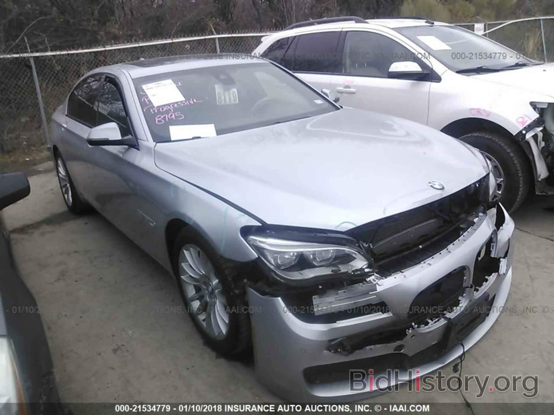 Photo WBAYA8C53DD228043 - Bmw 750 2013