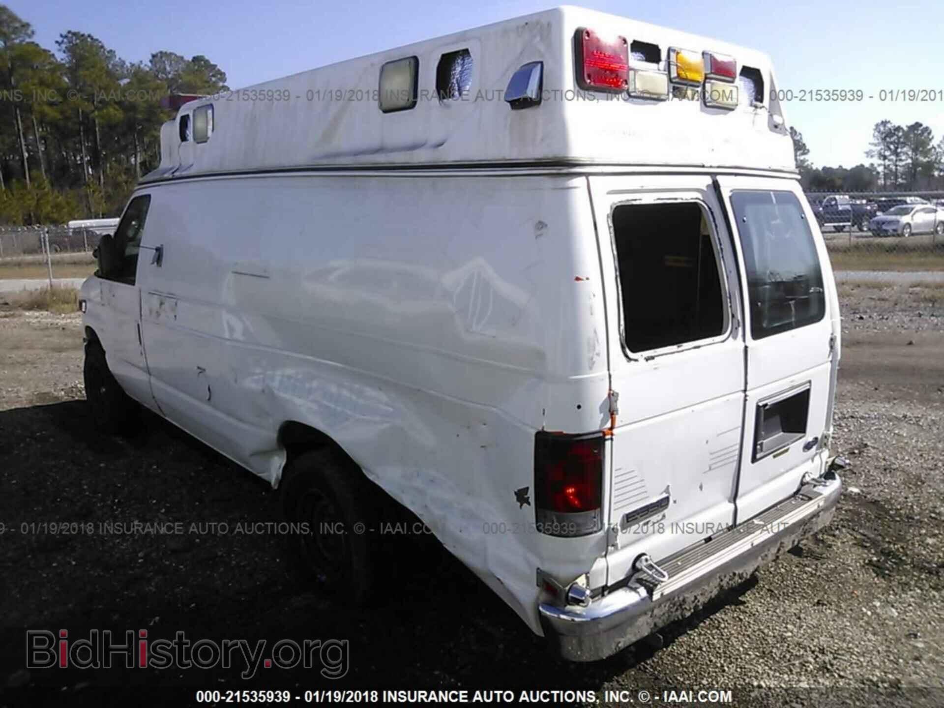 2011 Ford Econoline - VIN: 1FDSS3ES0BDA42481 - Фото 6