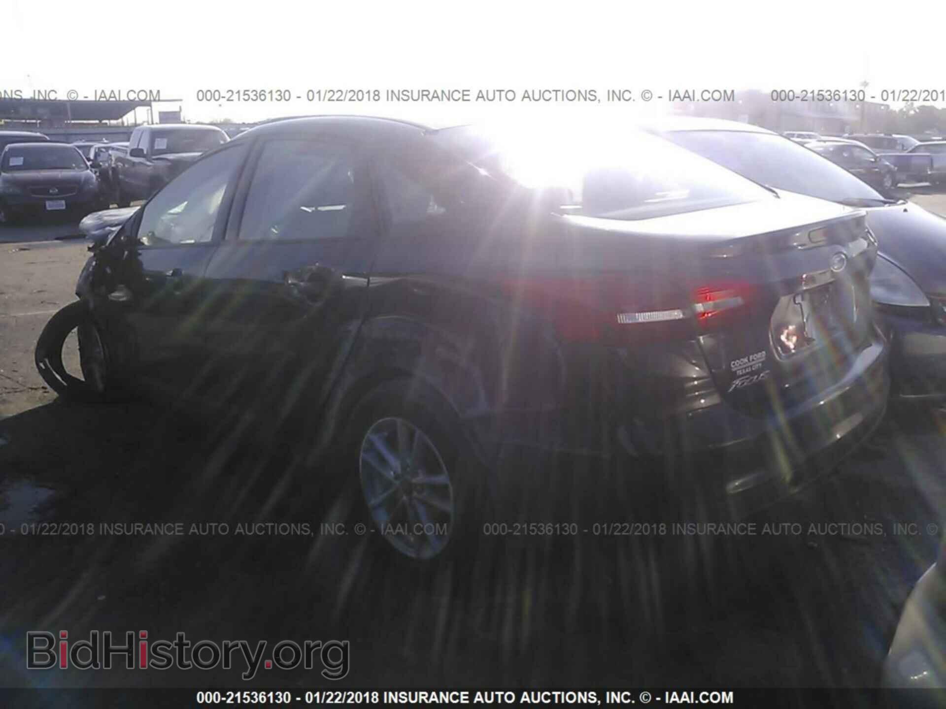 2016 Ford Focus - VIN: 1FADP3F25GL291455 - Фото 3