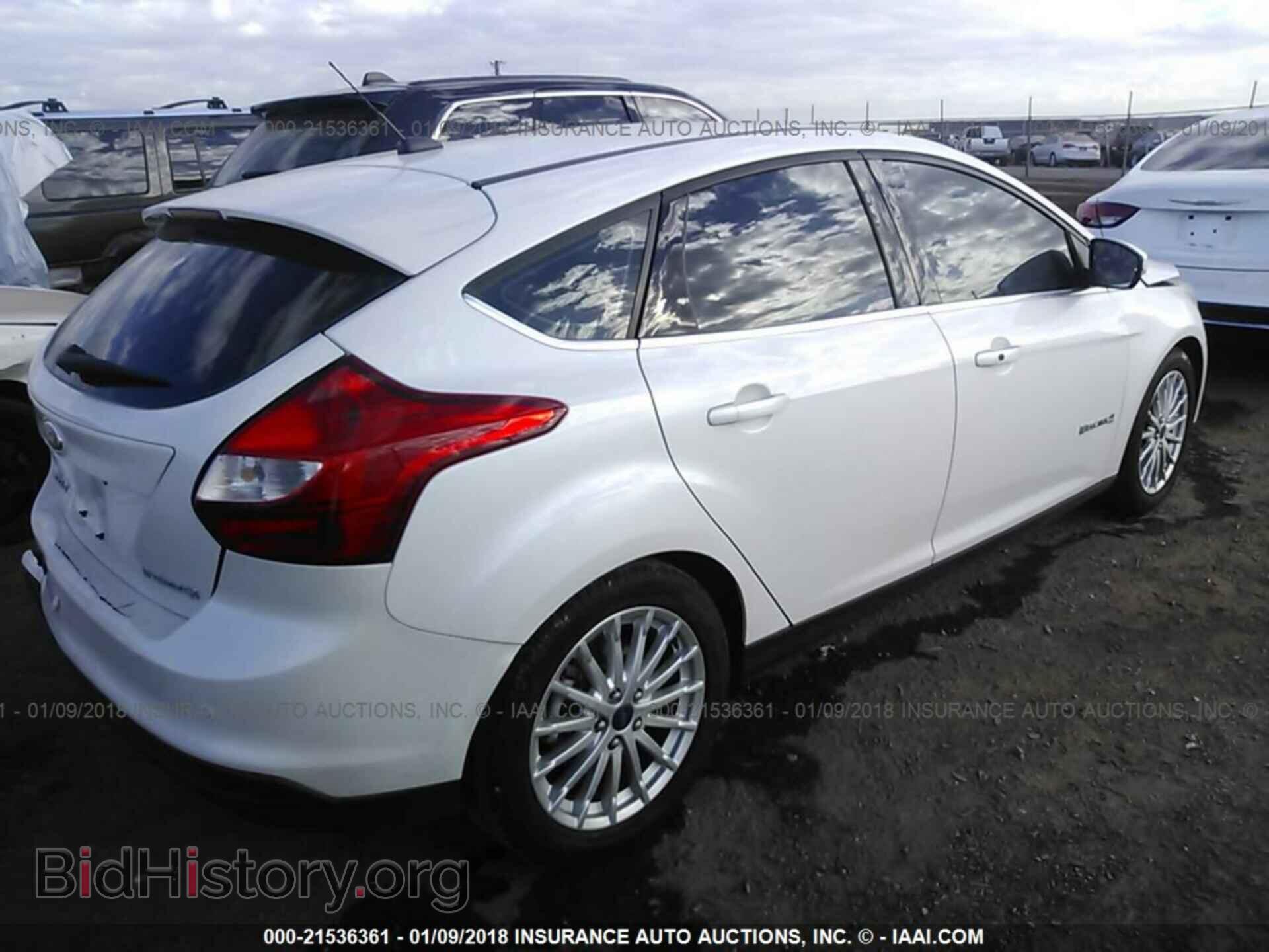 2013 Ford Focus - VIN: 1FADP3R44DL319626 - Photo 4