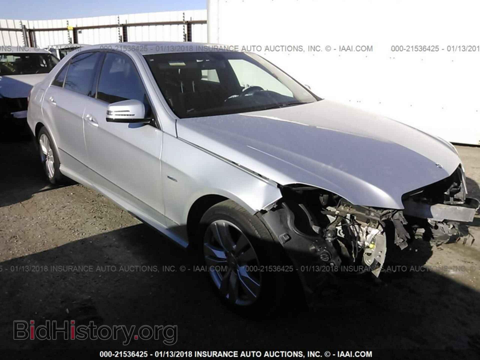 Photo WDDHF2EB9CA563429 - Mercedes-benz E 2012